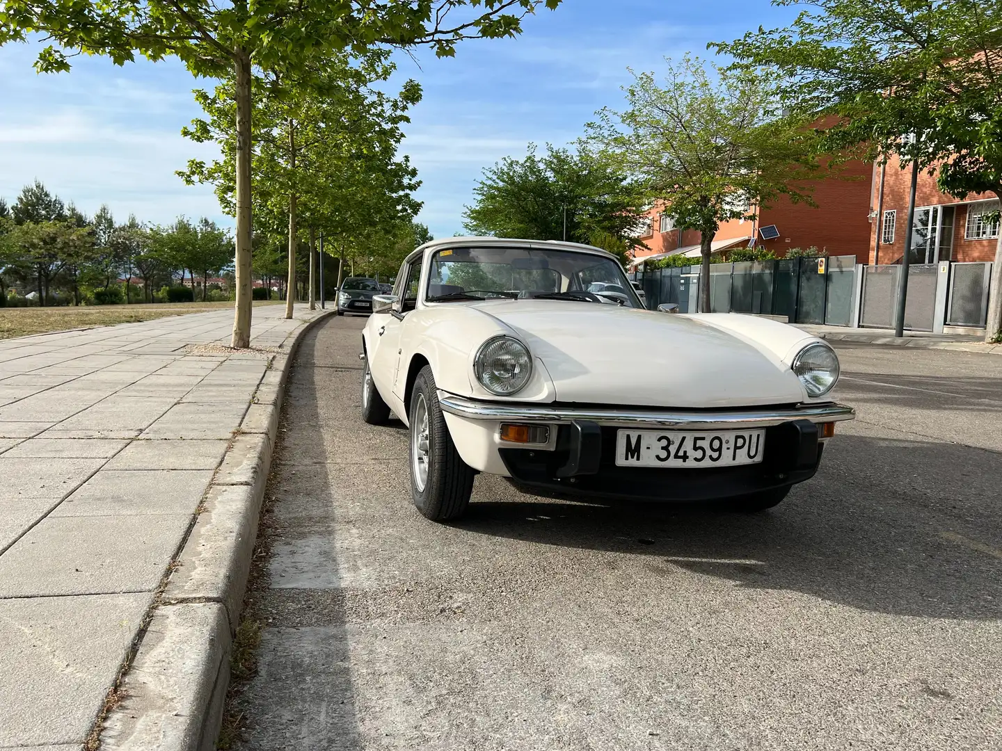 Triumph Spitfire 1500 Blanco - 2