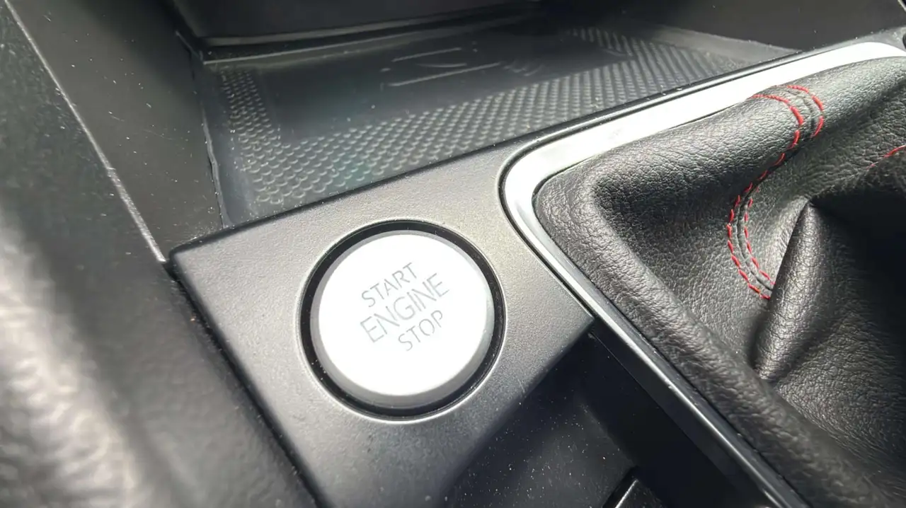 Volkswagen Jetta снимка Volkswagen Jetta