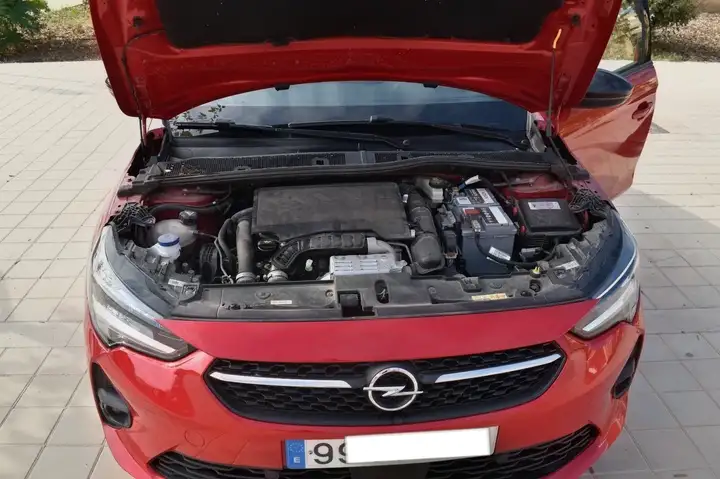 Opel Corsa GS-LINE + 1.2T XHL MT6 S/S 2021, foto 6