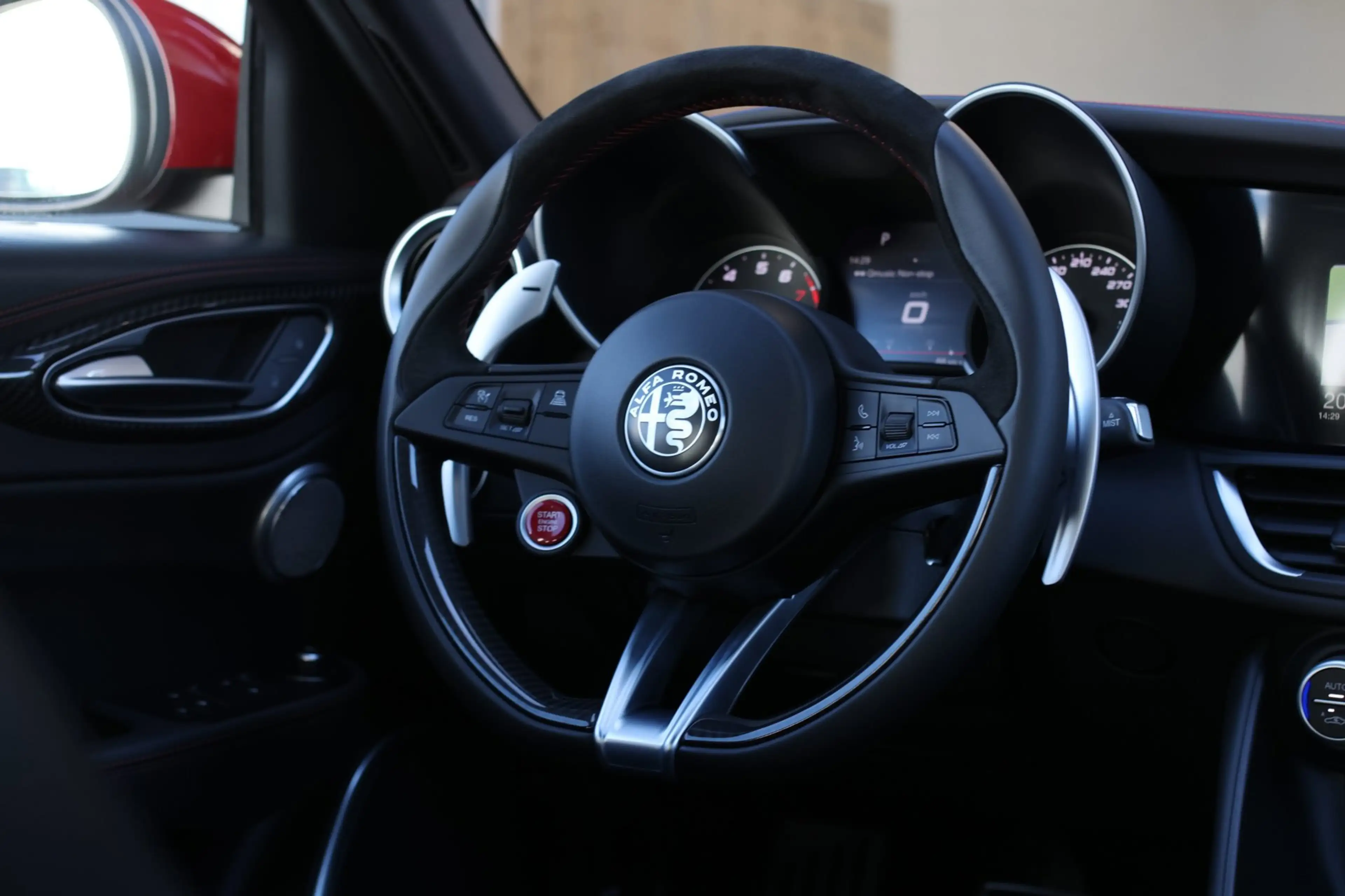 Alfa Romeo Giulia 2.9 V6 Quadrifoglio *Kuipstoelen*H/K*ACC*1e eigena — photo 42