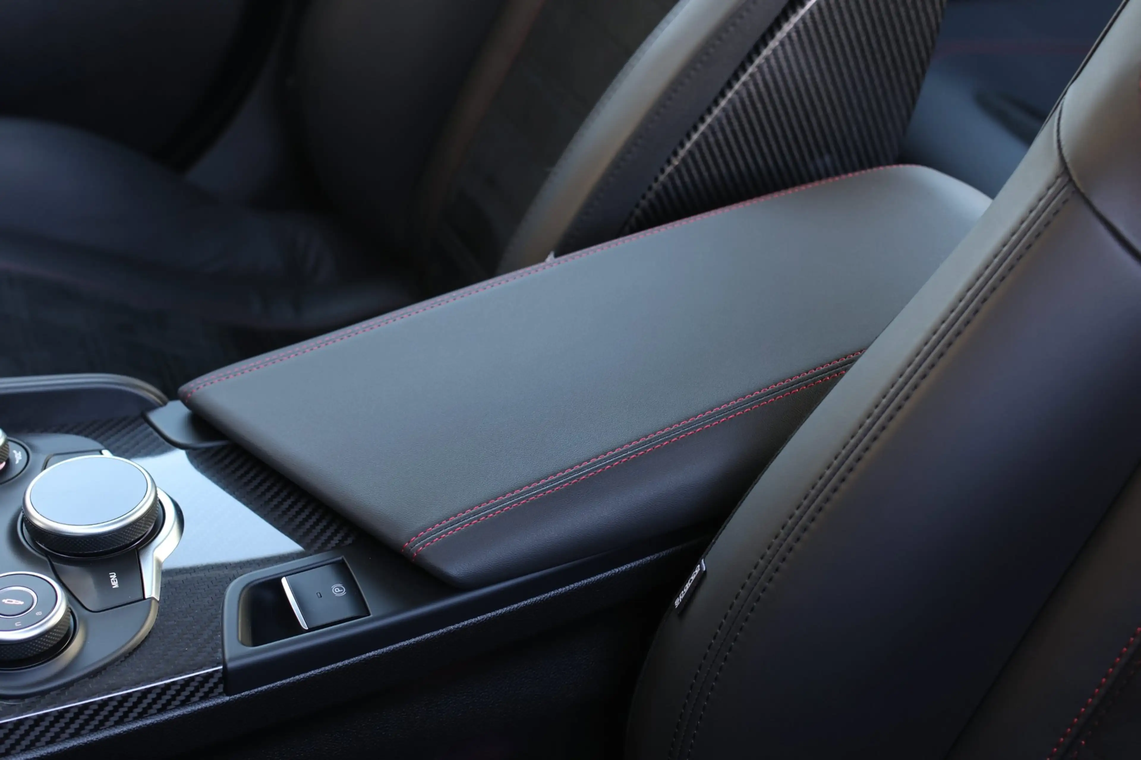 Alfa Romeo Giulia 2.9 V6 Quadrifoglio *Kuipstoelen*H/K*ACC*1e eigena — photo 37