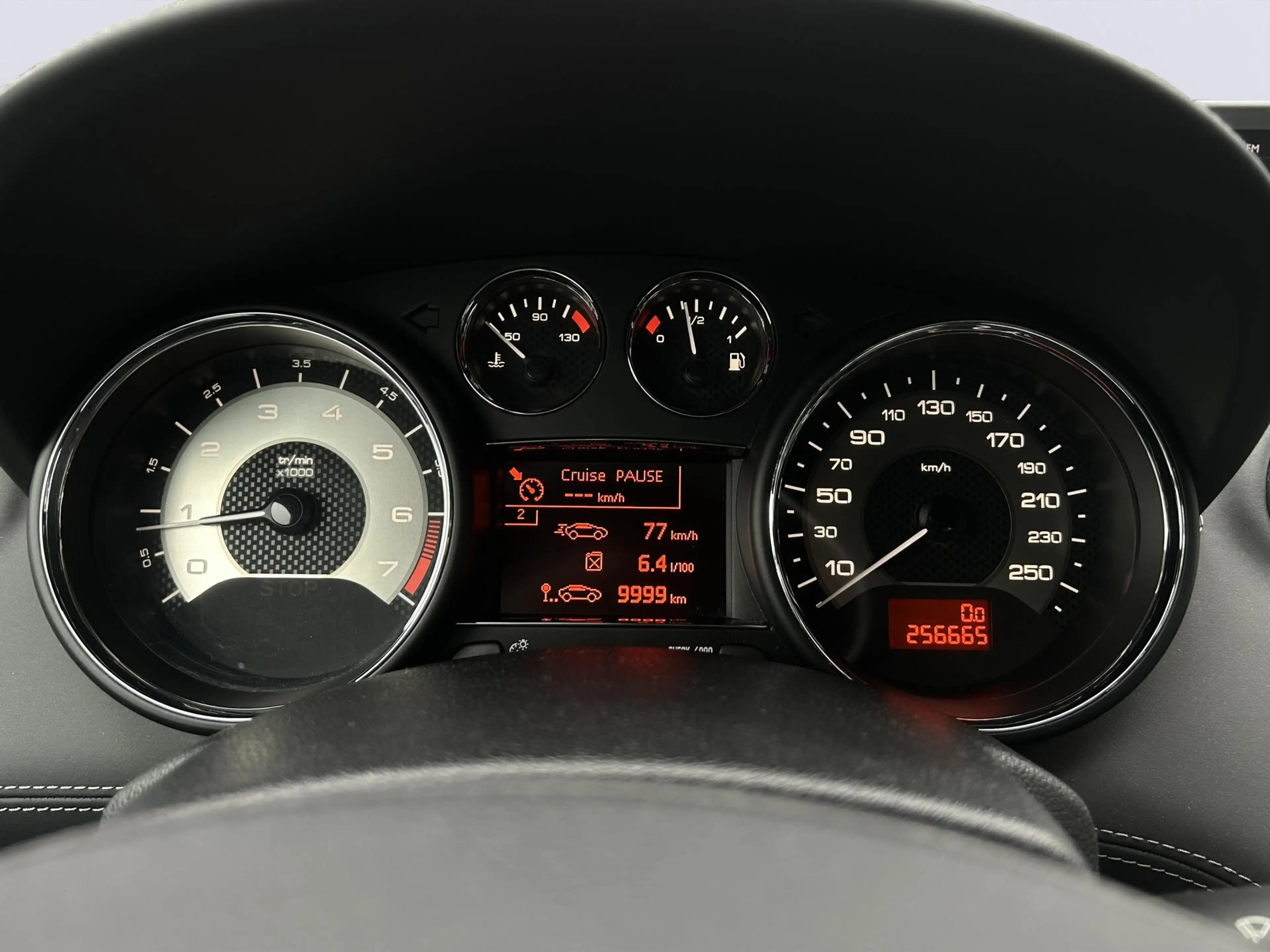 Peugeot RCZ 1.6 THP /Apple & Android carplay/Leder interieur/E — photo 10