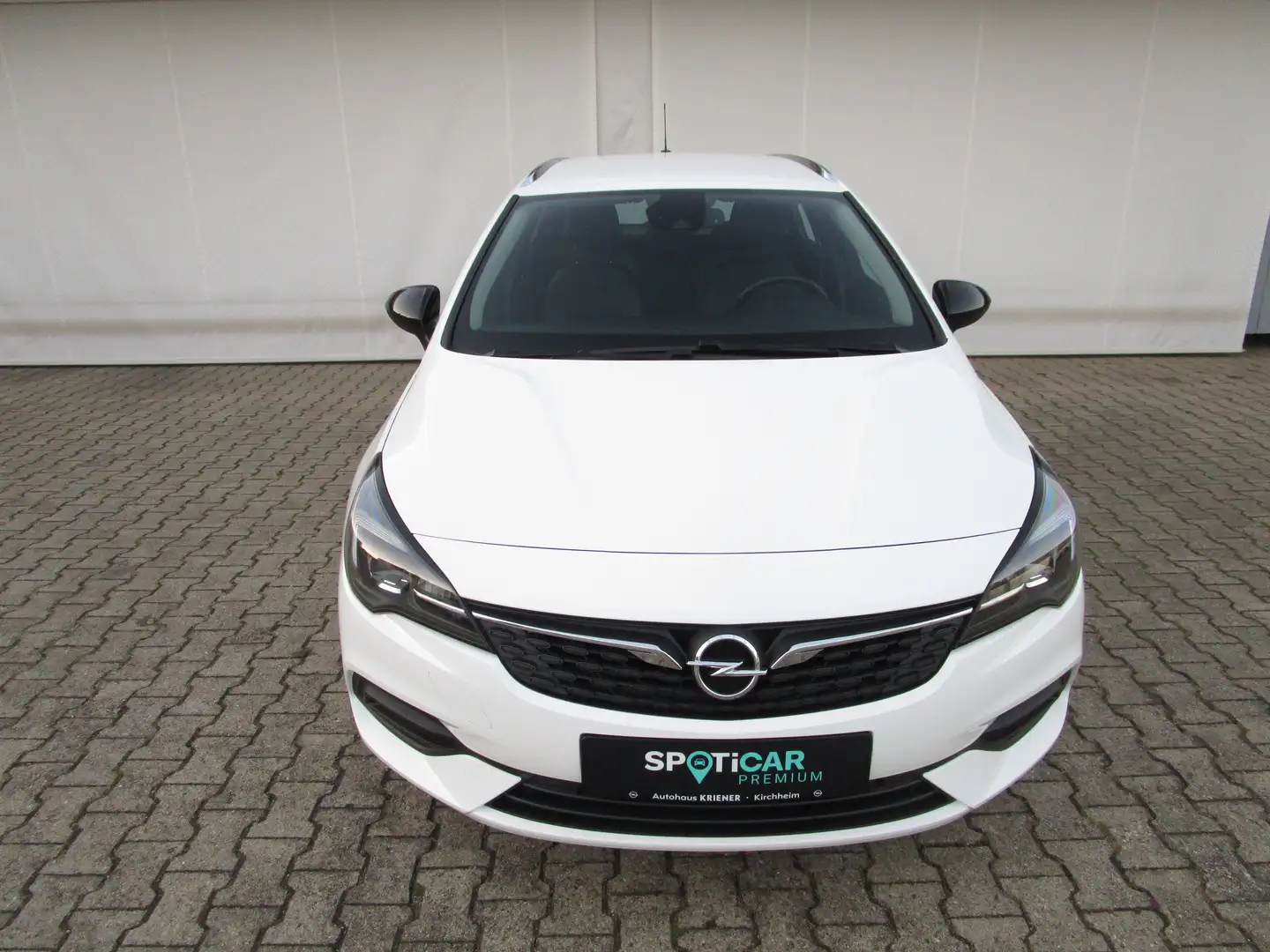 Opel Astra Sports Tourer Design & Tech Weiß - 2
