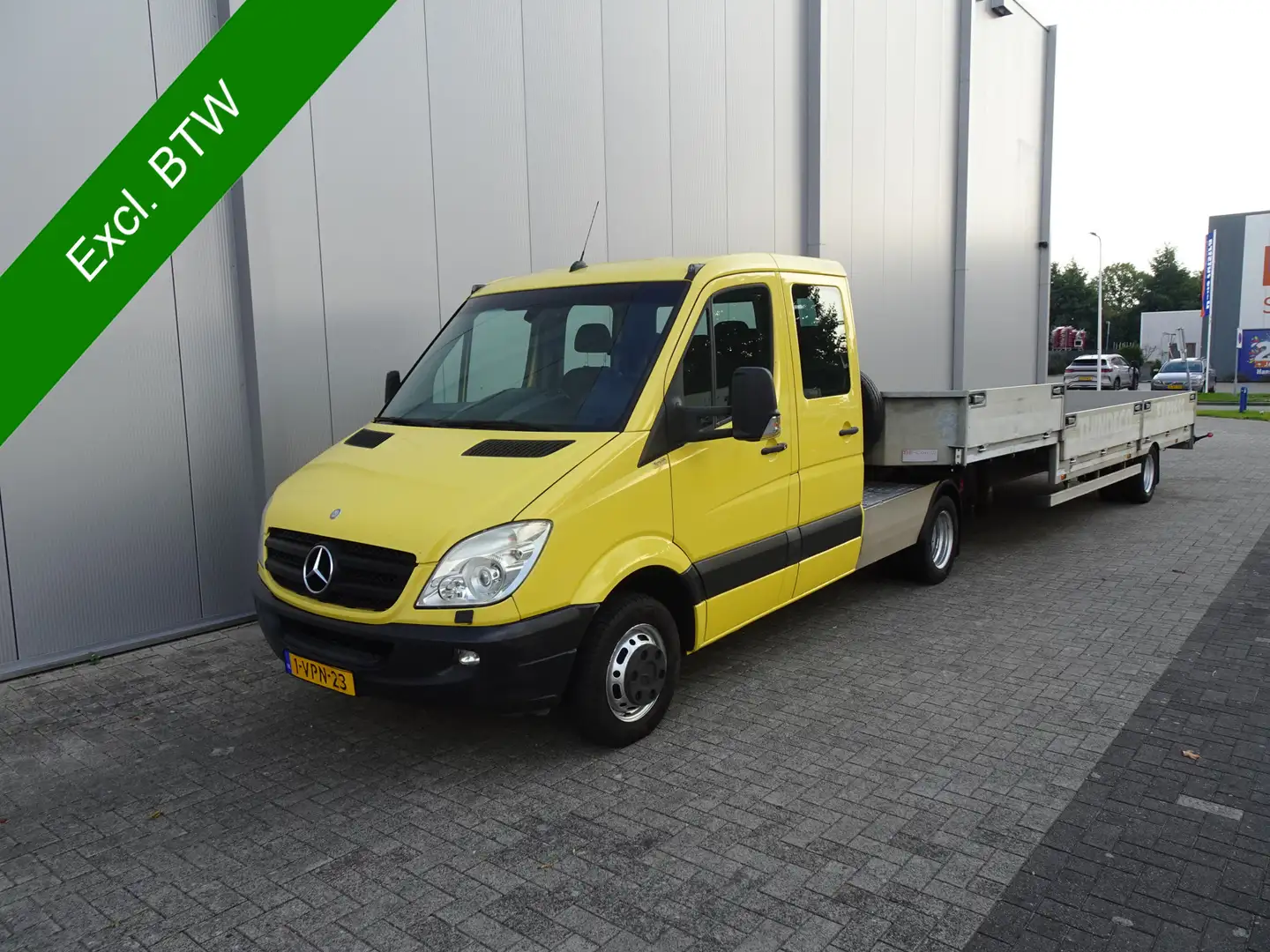 Mercedes-Benz Sprinter 518 3.0 CDI 366 DC be trekker met kuiper oplegger Jaune - 1