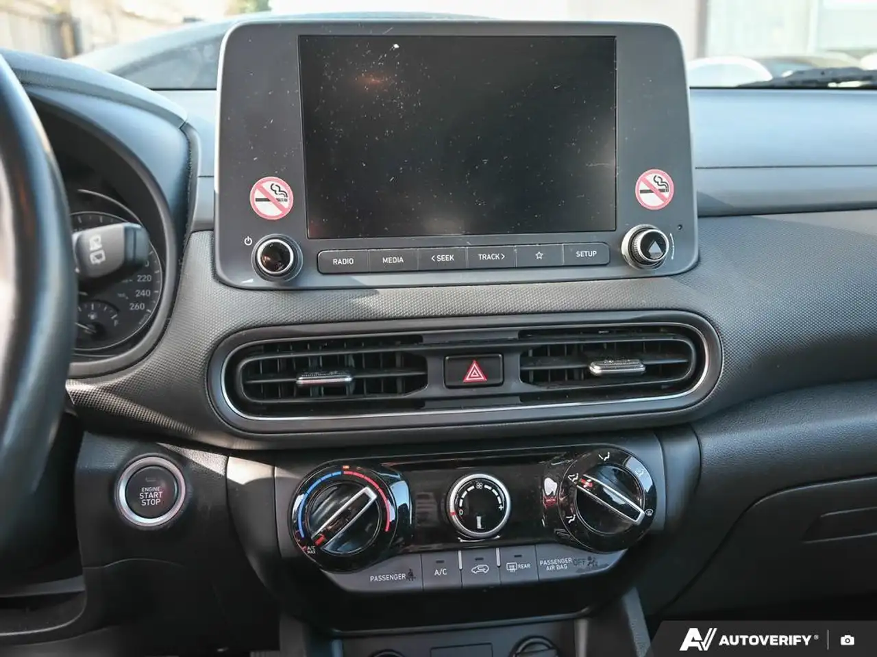 Hyundai KONA снимка Hyundai KONA