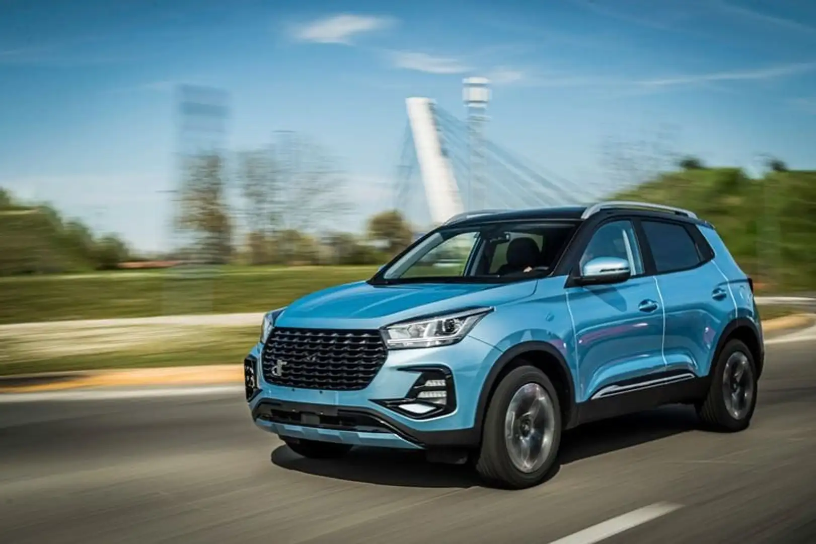 DR Automobiles DR5.0 s3 1.5 Turbo CVT Bi-Fuel GPL siva - 2