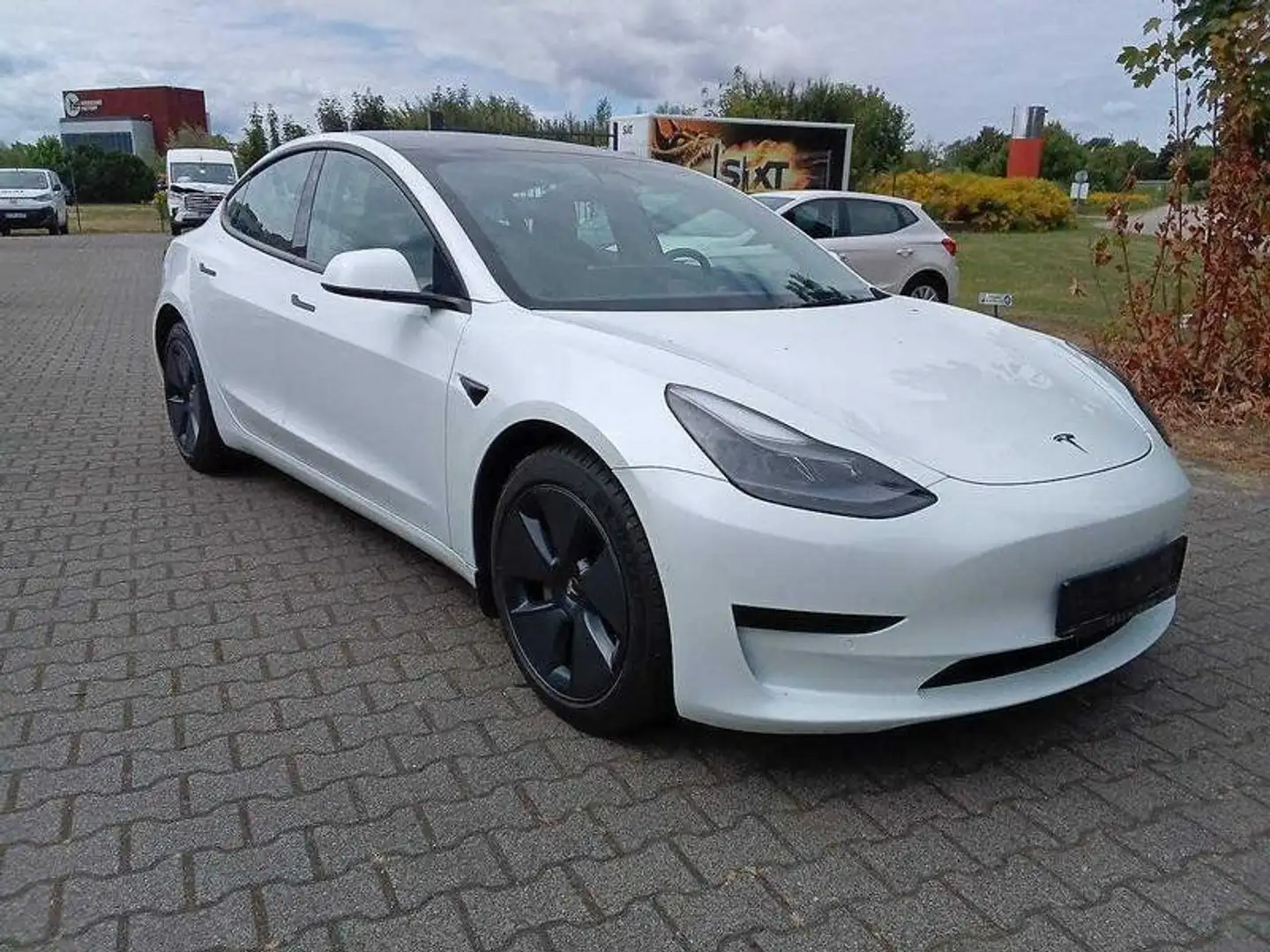Tesla Model 3 RWD Kamera/360°/ACC/AUT/KeyLess/LED/Navi Weiß - 2