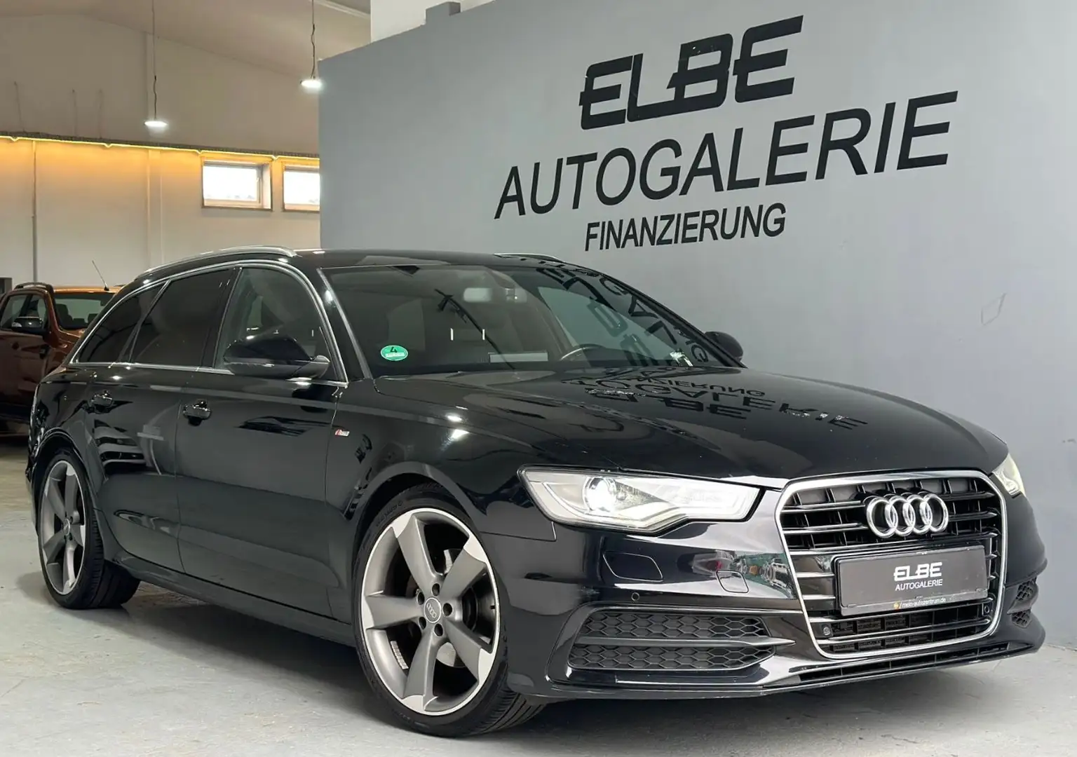 Audi A6 Avant 2.0 TDI S-Tronic S-LINE Vollausstattung Schwarz - 1