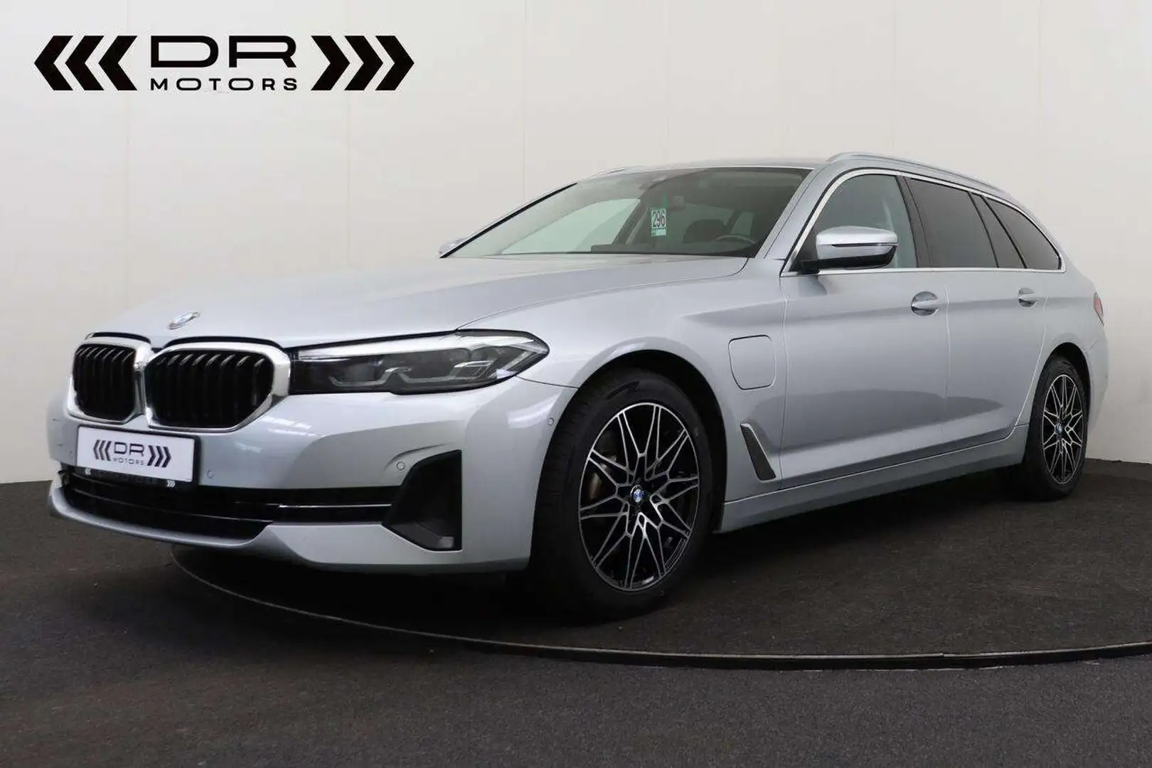 BMW 530 e TOURING FACELIFT - NAVI - DAB - TREKHAAK Argent - 1