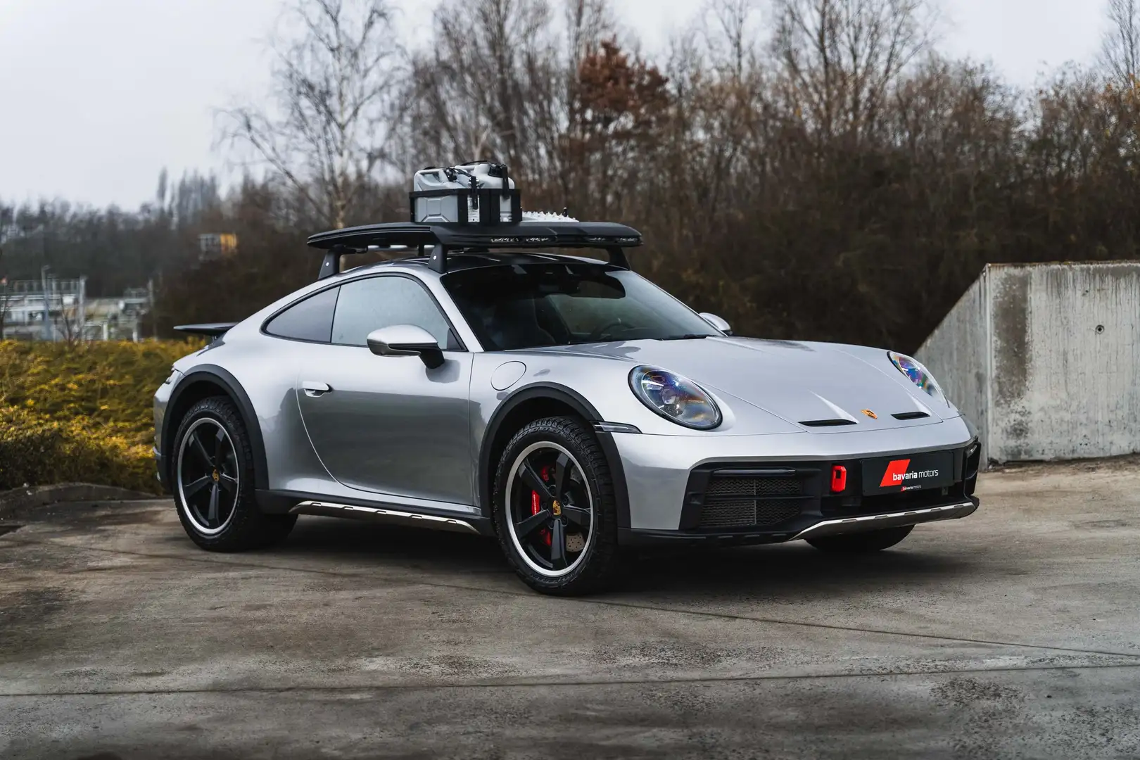 Porsche 992 Dakar / GT-Silver / Roof Rack / 1 of 2500 Argent - 1