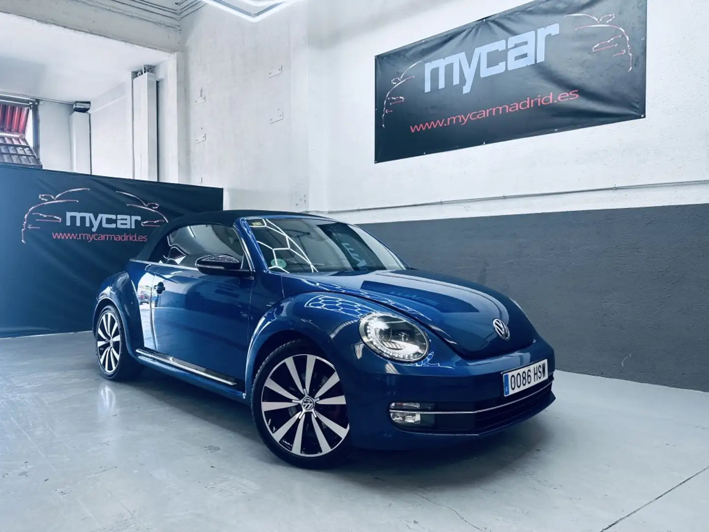 Volkswagen Beetle Cabrio 2.0 TSI Sport DSG Azul - 2