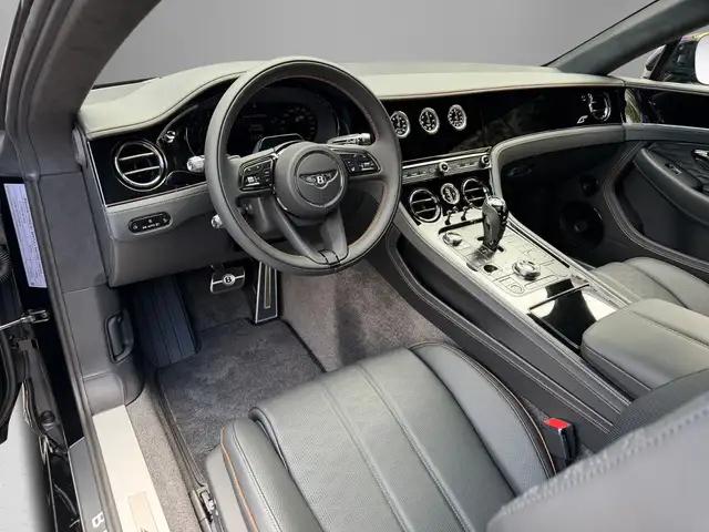 Bentley Continental GT view 11