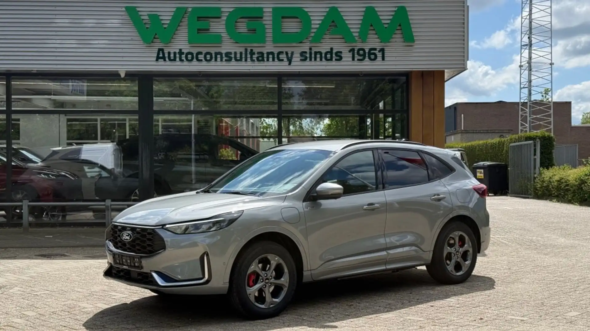Ford Kuga 2.5 PHEV ST-LINE X 243pk / Trekhaak+Winter pack Silber - 1