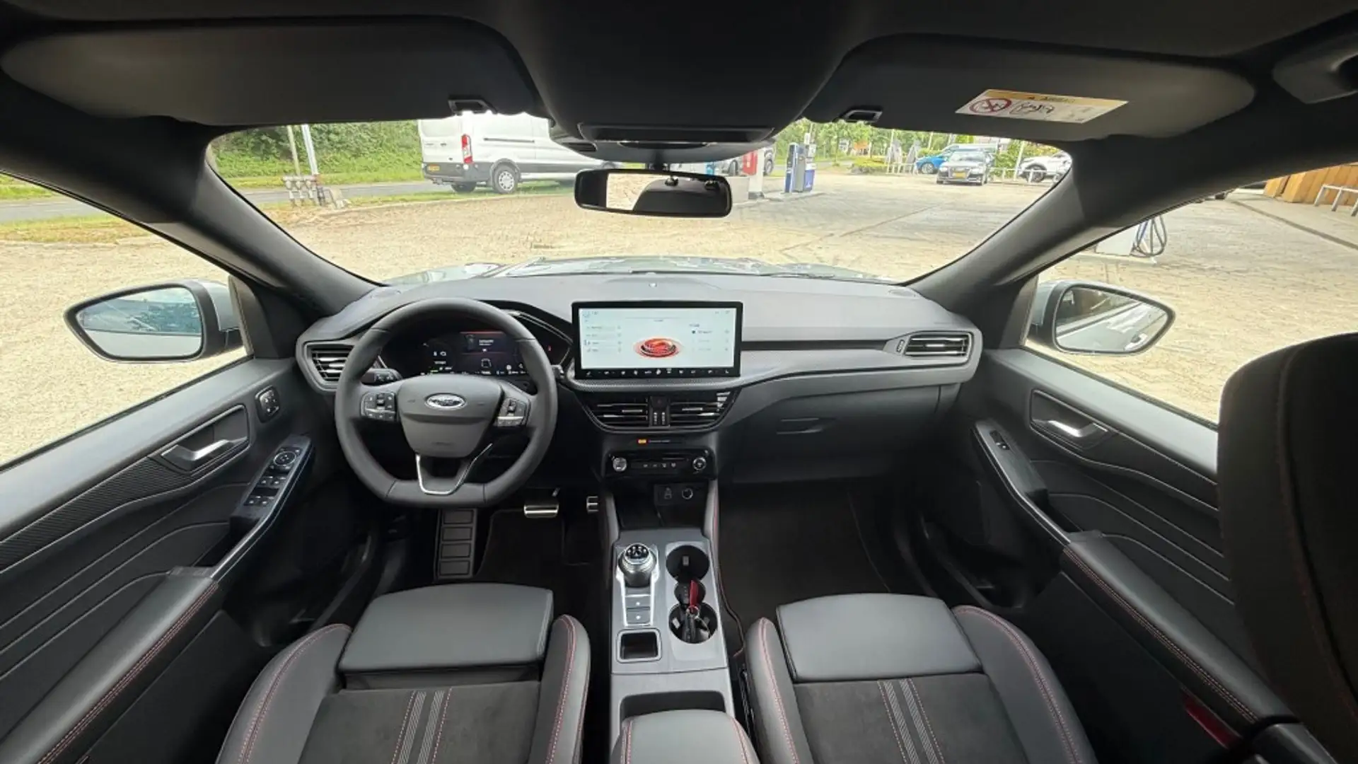 Ford Kuga 2.5 PHEV ST-LINE X 243pk / Trekhaak+Winter pack Silber - 2
