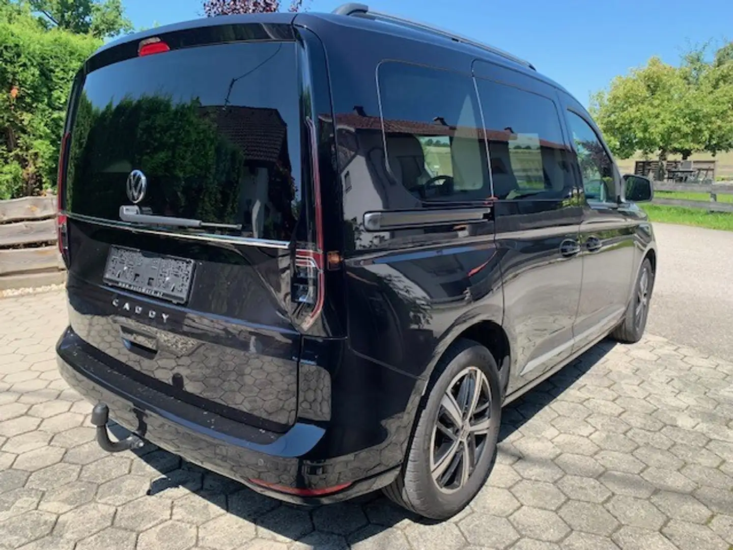 Volkswagen Caddy Style 2,0 TDI DSG - AHK - Standheizung Schwarz - 2