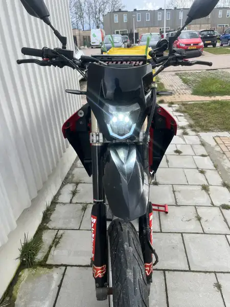 Husqvarna SM 610 - foto 3