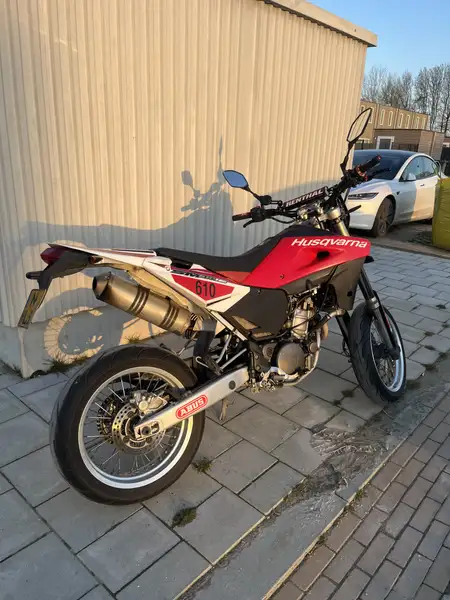 Husqvarna SM 610 - foto 6