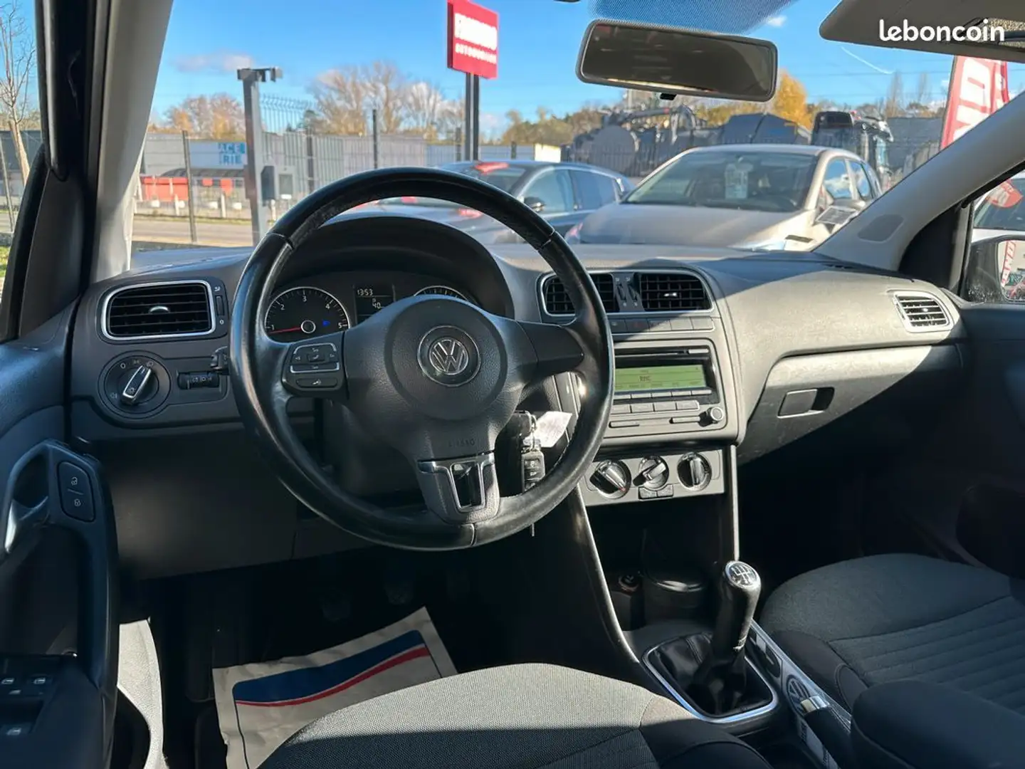 Volkswagen Polo 1.6 Tdi 90Ch Confortline Schwarz - 2