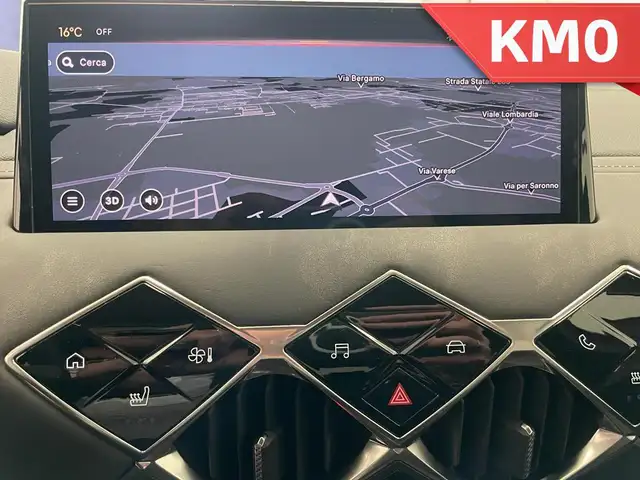 DS Automobiles DS 3 view 12