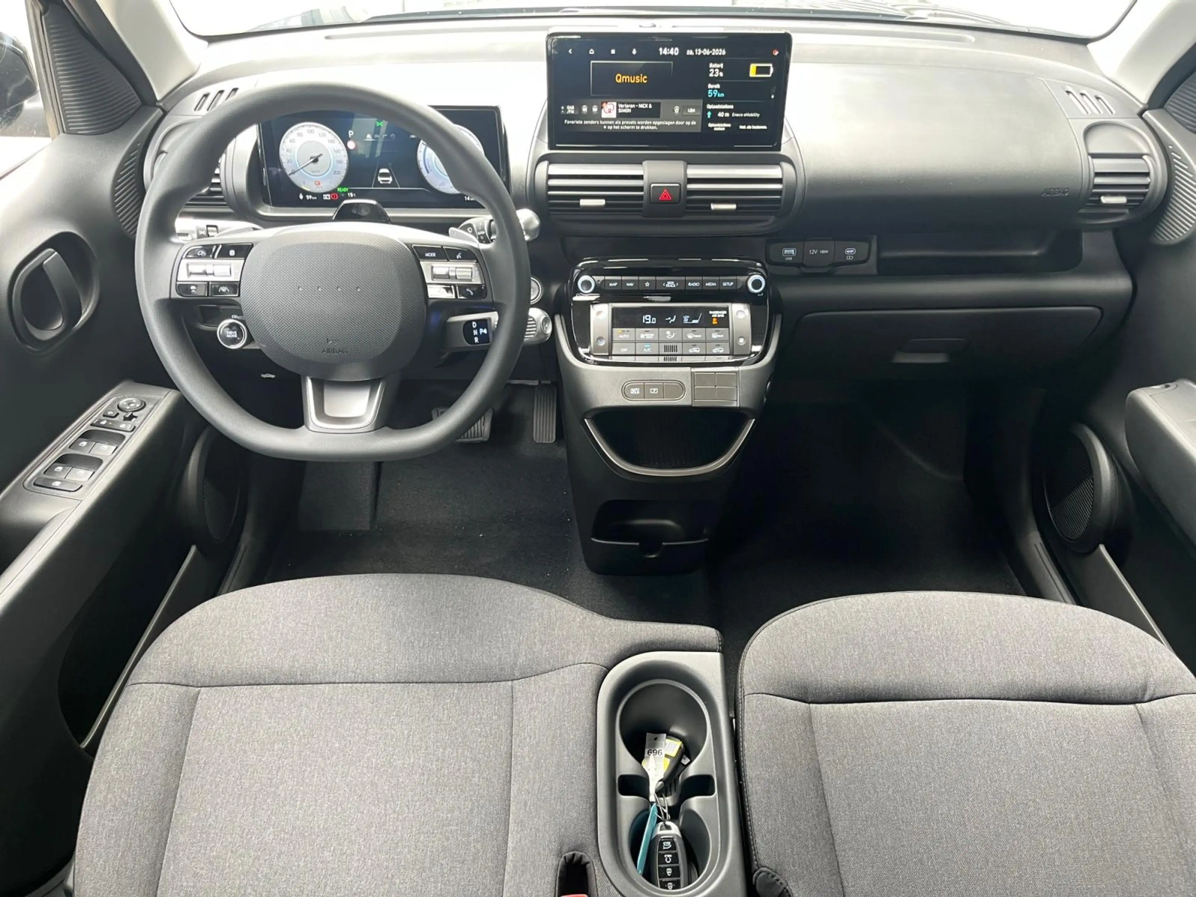 Hyundai Inster E-Motion 42kWh 97pk | 5-PERSOONS | CAMERA | CLIMA — photo 11