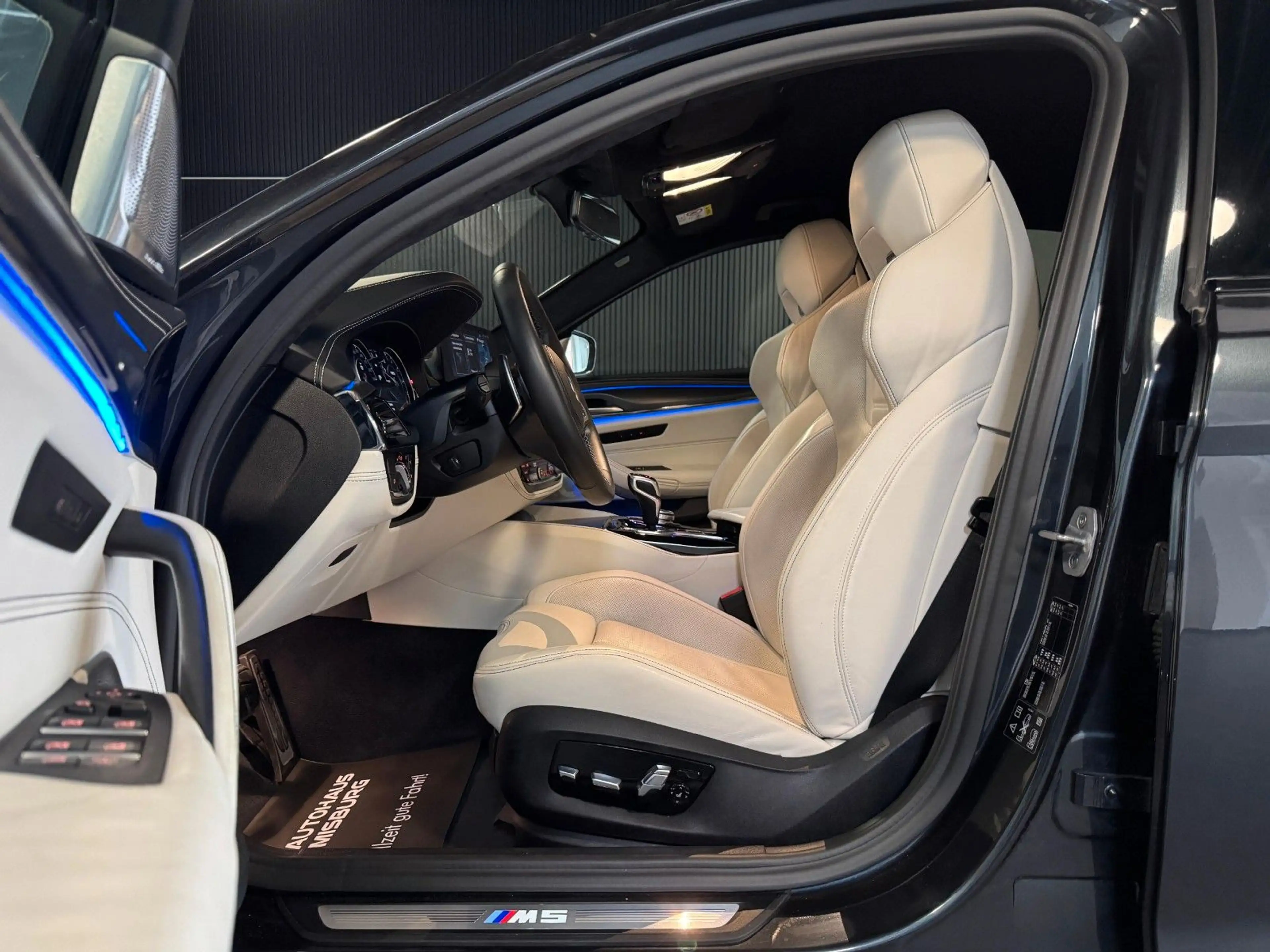 BMW M5 xDrive Lim. /Bowers&Wilkins+Weiße-Sitze+HUB — photo 10