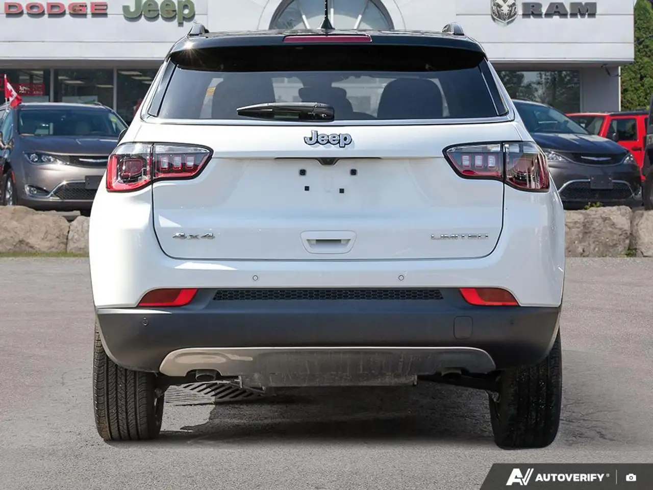Jeep Compass снимка Jeep Compass