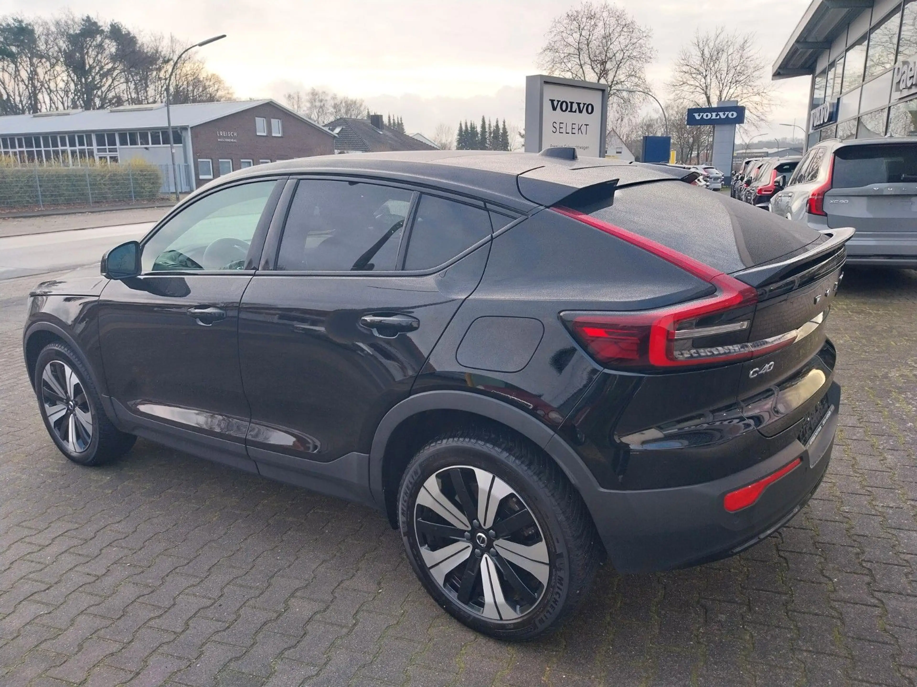 Volvo C40 Core Recharge Pure Electric 2WD — photo 5