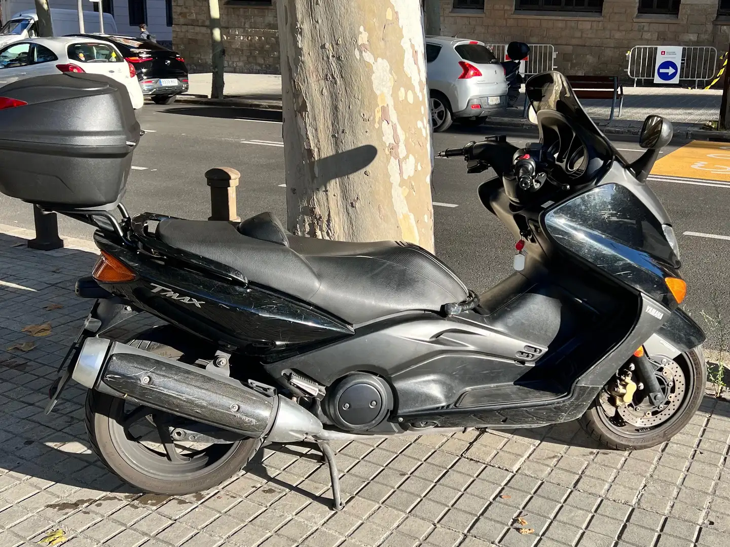 Yamaha TMAX 500 XP500 Negro - 2