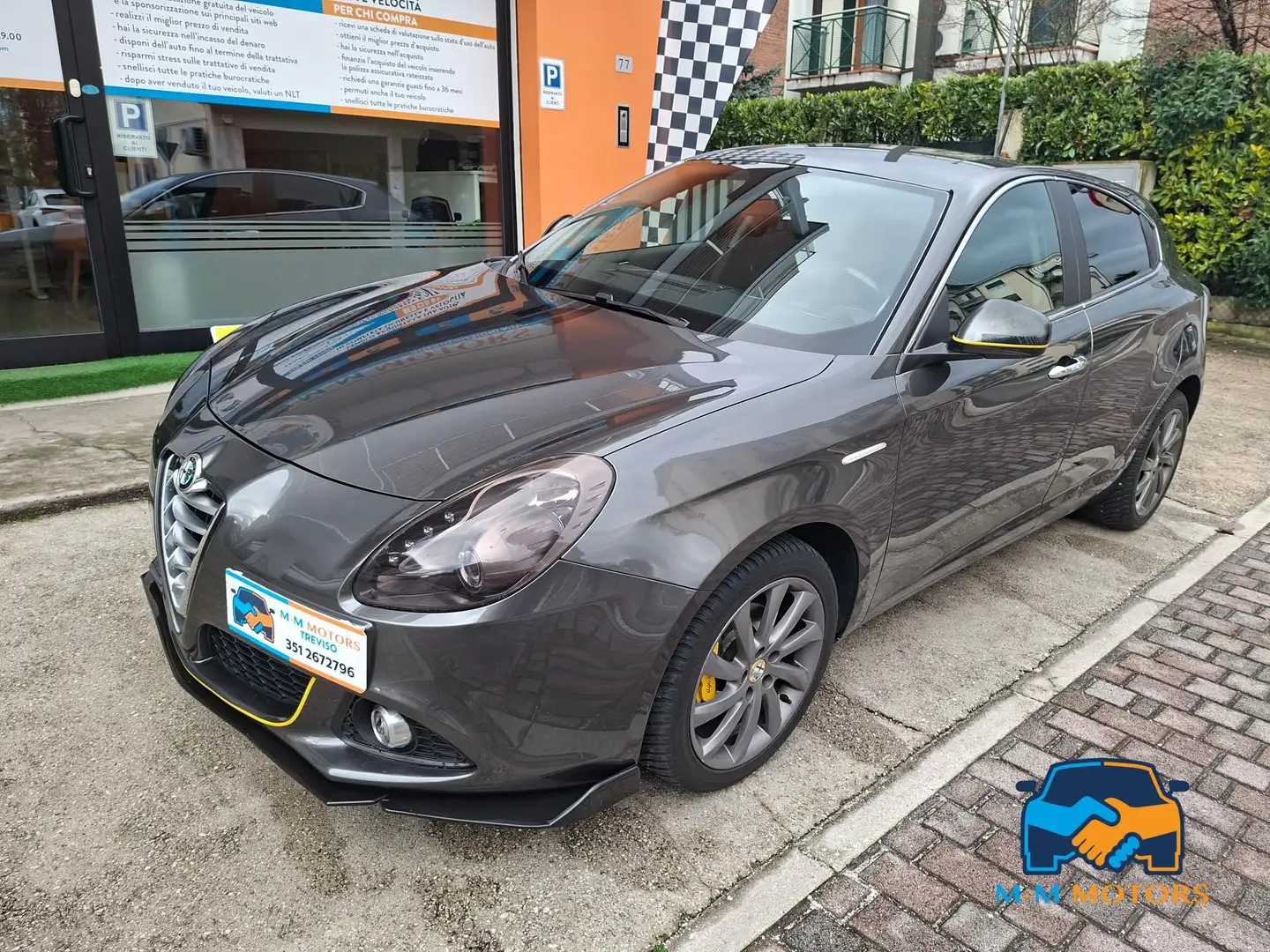 Alfa Romeo Giulietta 1.6 jtdm Business neo patentati Gris - 1