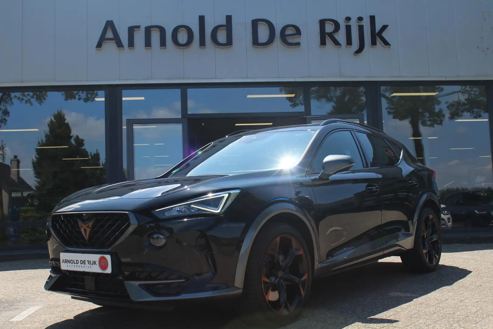 CUPRA Formentor 1.4 e-Hybrid VZ Copper Edition Zwart - 1