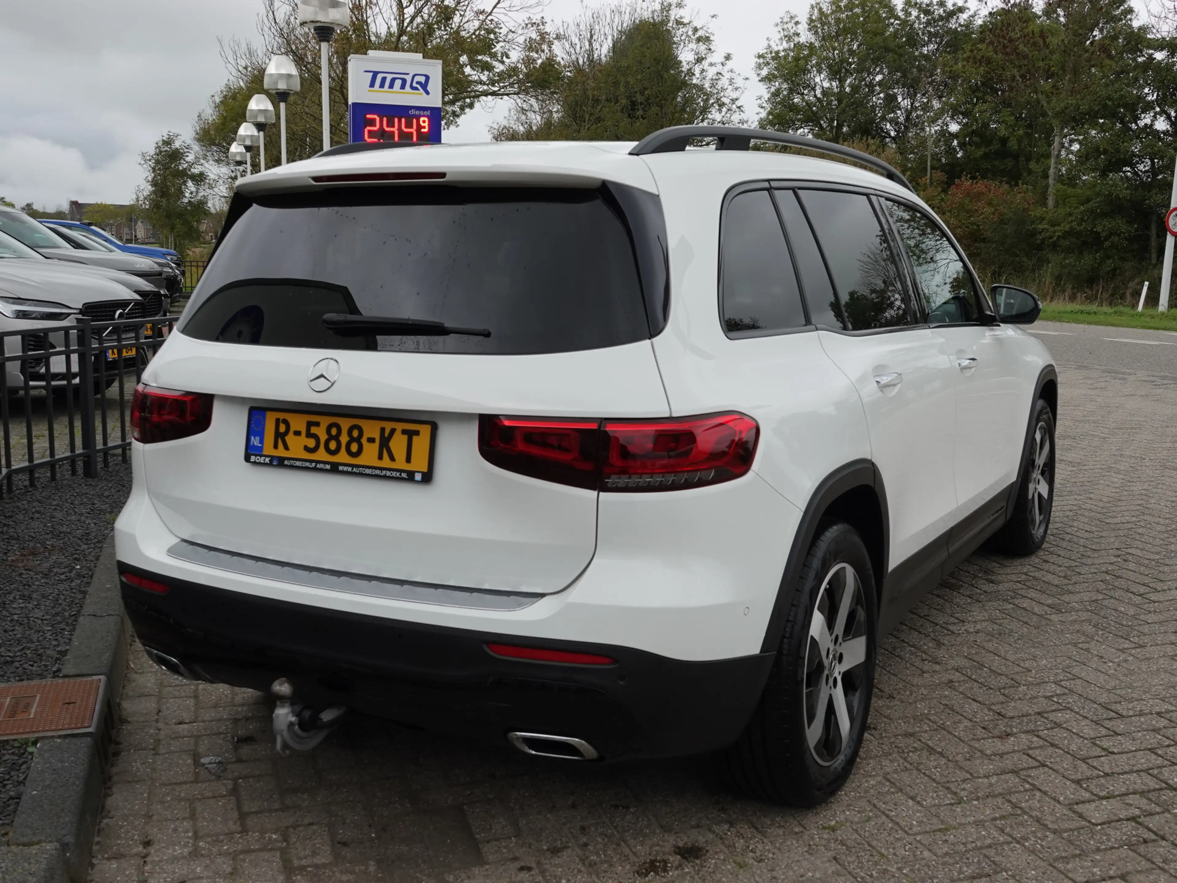 Mercedes-Benz GLB 250 4MATIC 225PK Premium Plus TREKH. | MATRIX | H-LEER — photo 3
