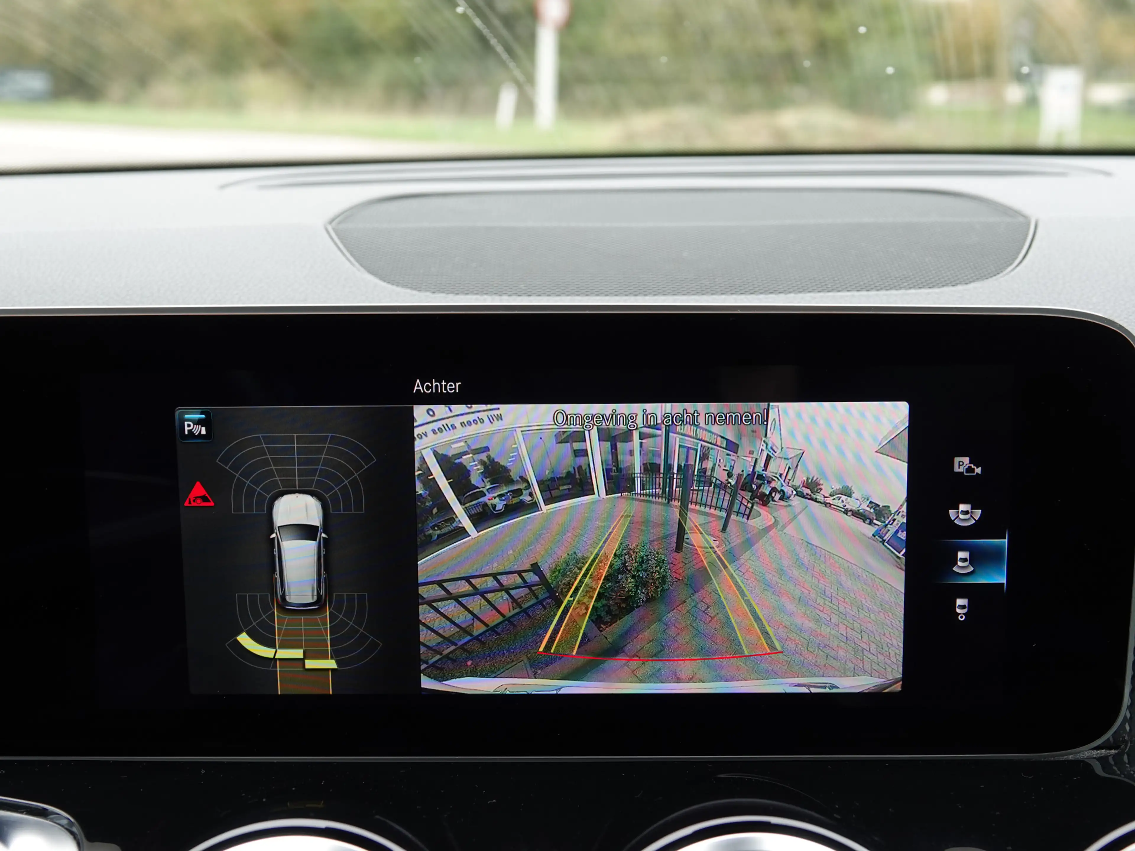 Mercedes-Benz GLB 250 4MATIC 225PK Premium Plus TREKH. | MATRIX | H-LEER — photo 27