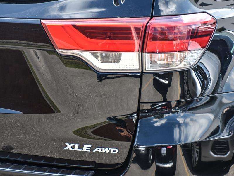 2017 Toyota Highlander XLE AWD — снимка 1