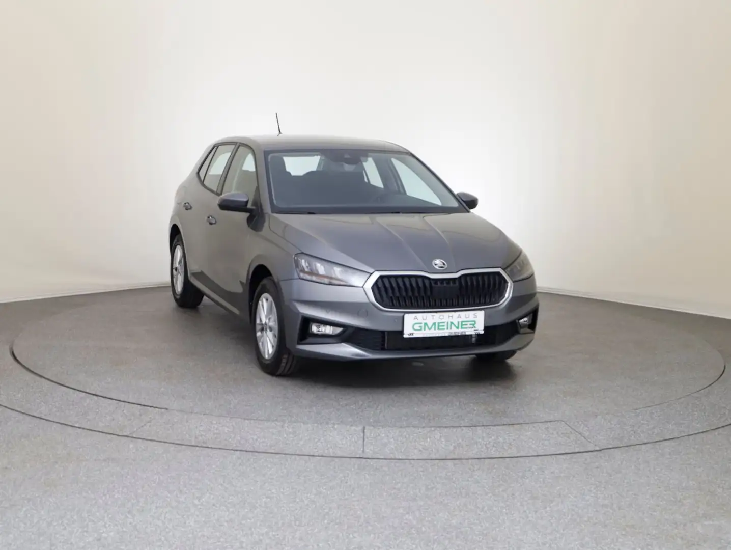 Skoda Fabia Selection TSI DSG Grau - 2