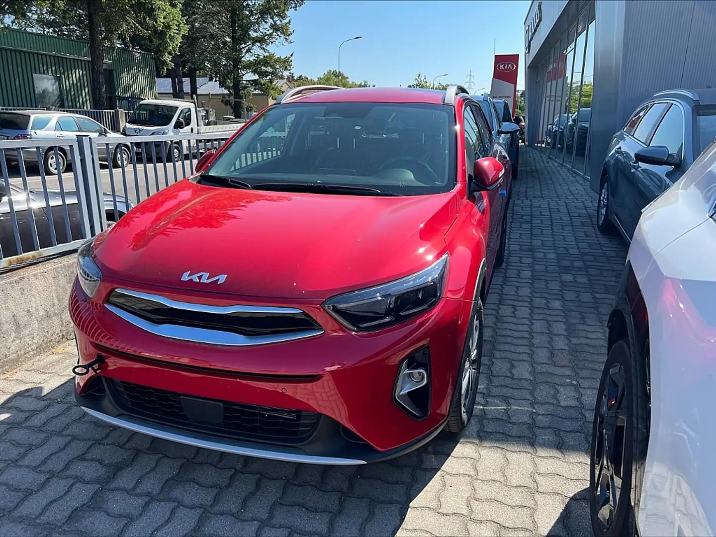Kia Stonic 1,2 DPI ISG Gold Rot - 1