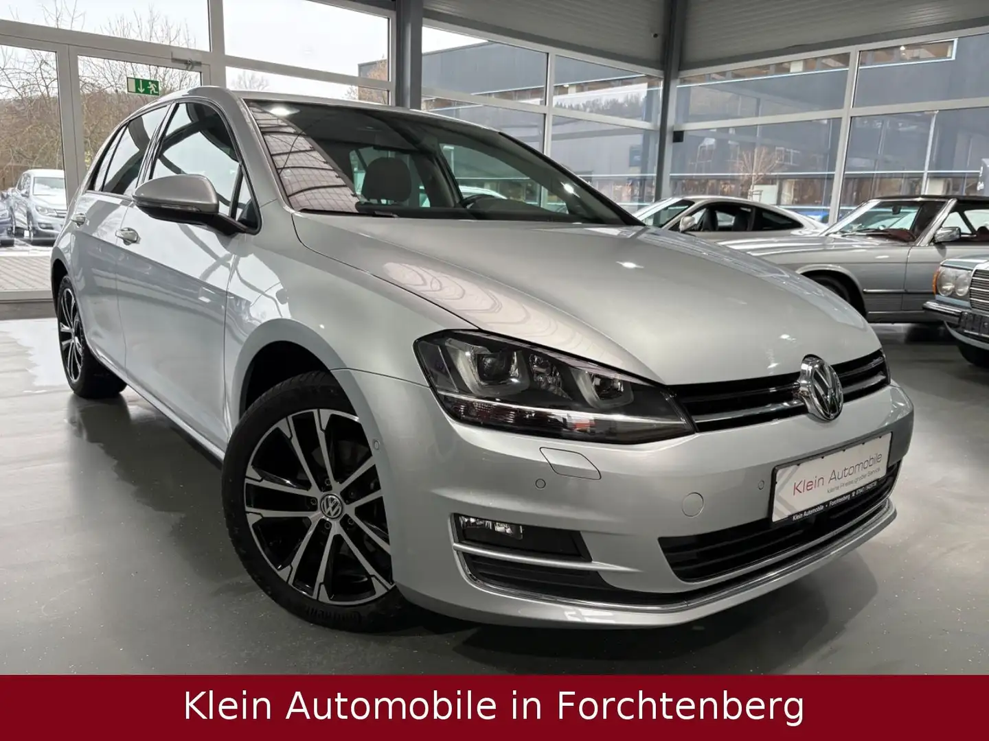 Volkswagen Golf 2.0 TDI Highline LederNavKamera ACC Massage Gris - 1