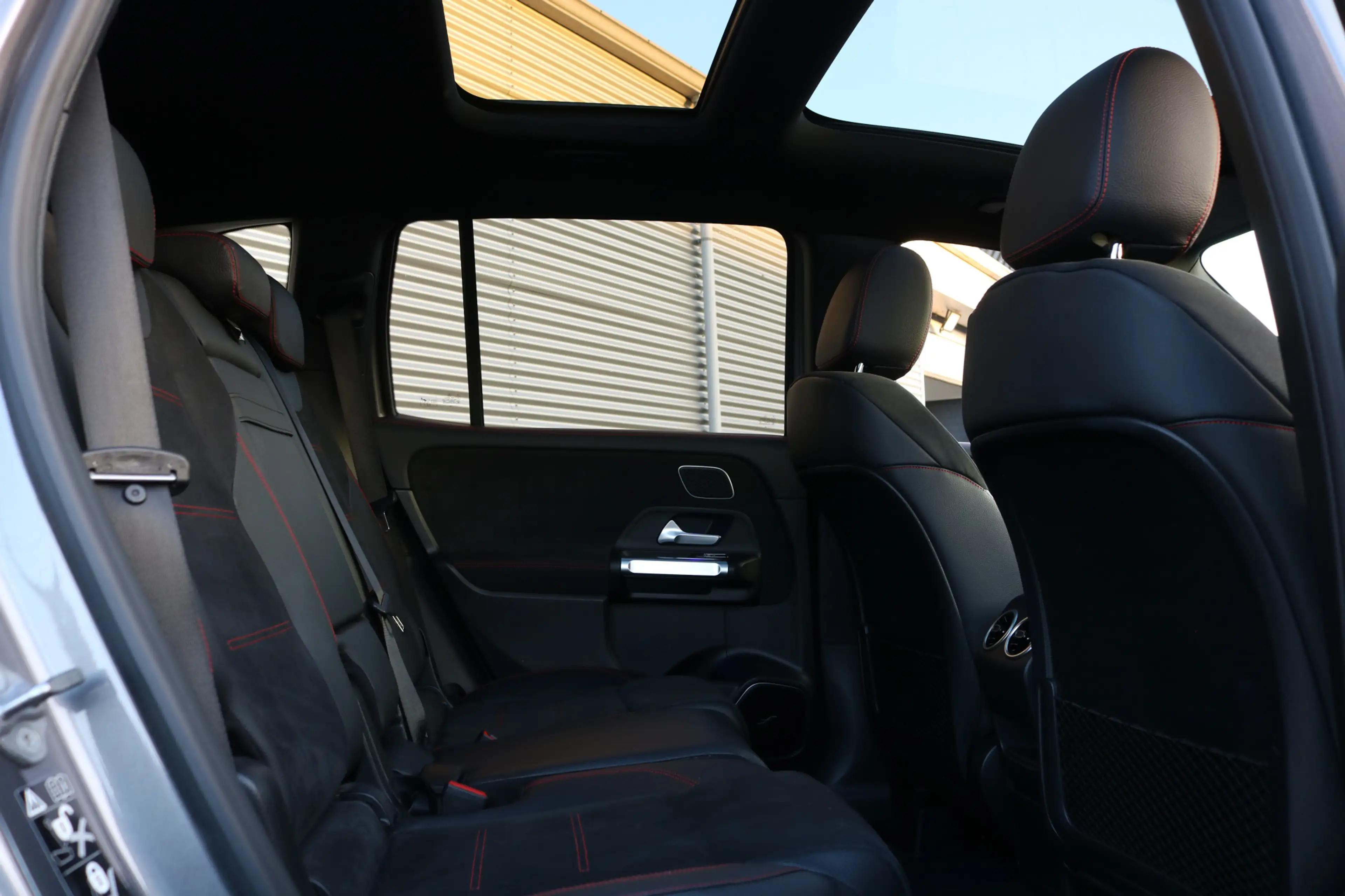 Mercedes-Benz GLB 35 AMG GLB 4MATIC (Panoramadak Sportleder/Memory Widescre — photo 26