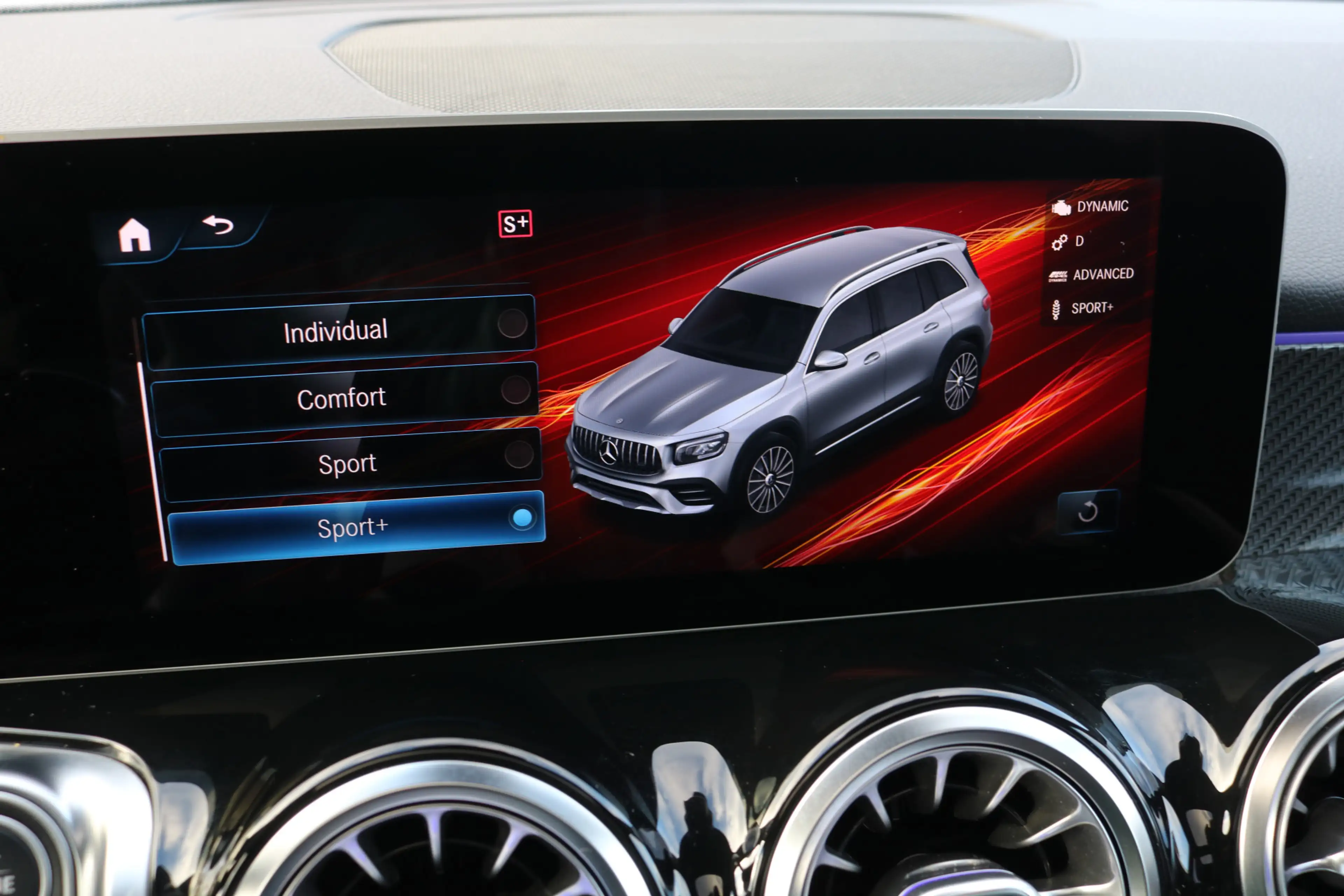 Mercedes-Benz GLB 35 AMG GLB 4MATIC (Panoramadak Sportleder/Memory Widescre — photo 17