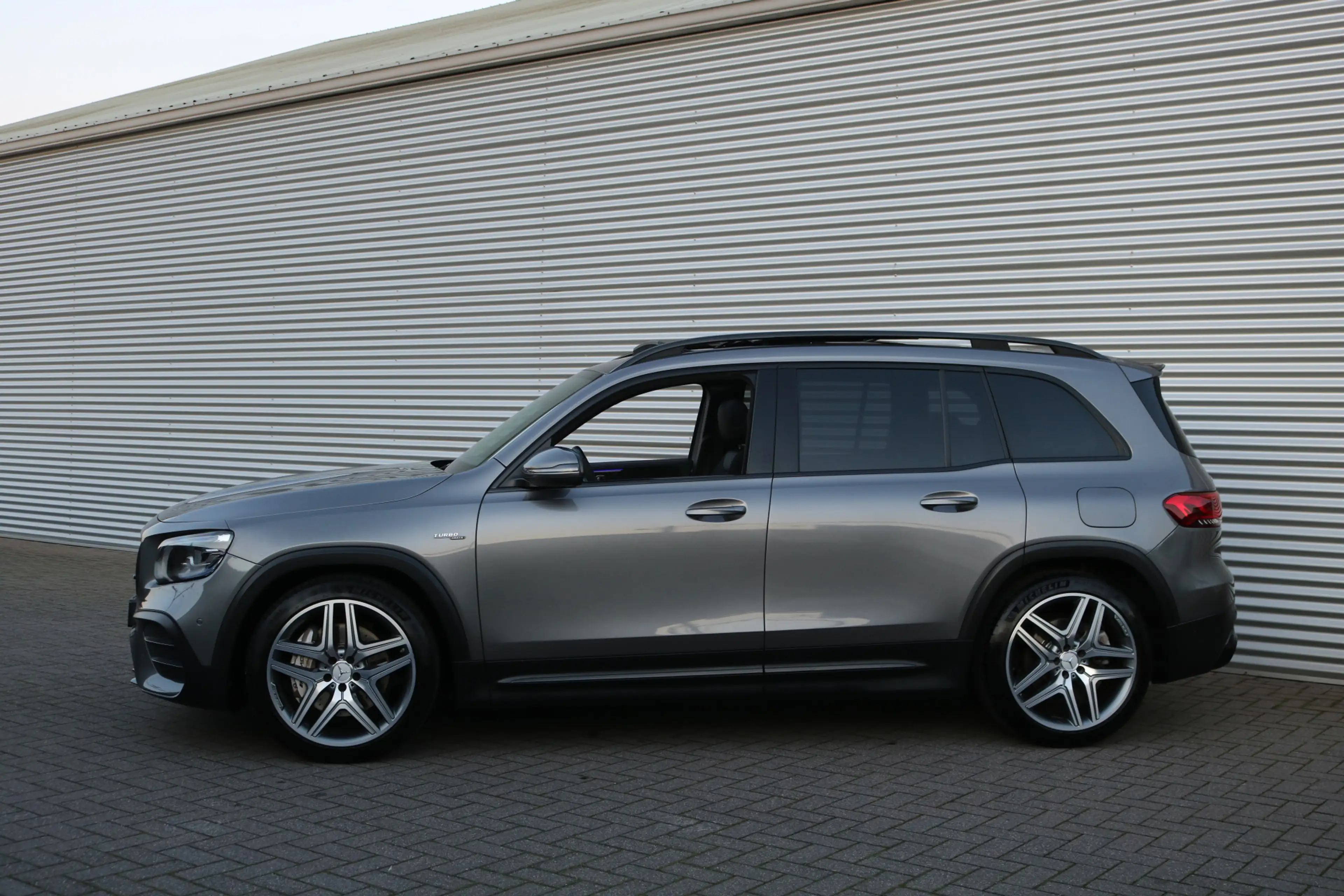 Mercedes-Benz GLB 35 AMG GLB 4MATIC (Panoramadak Sportleder/Memory Widescre
