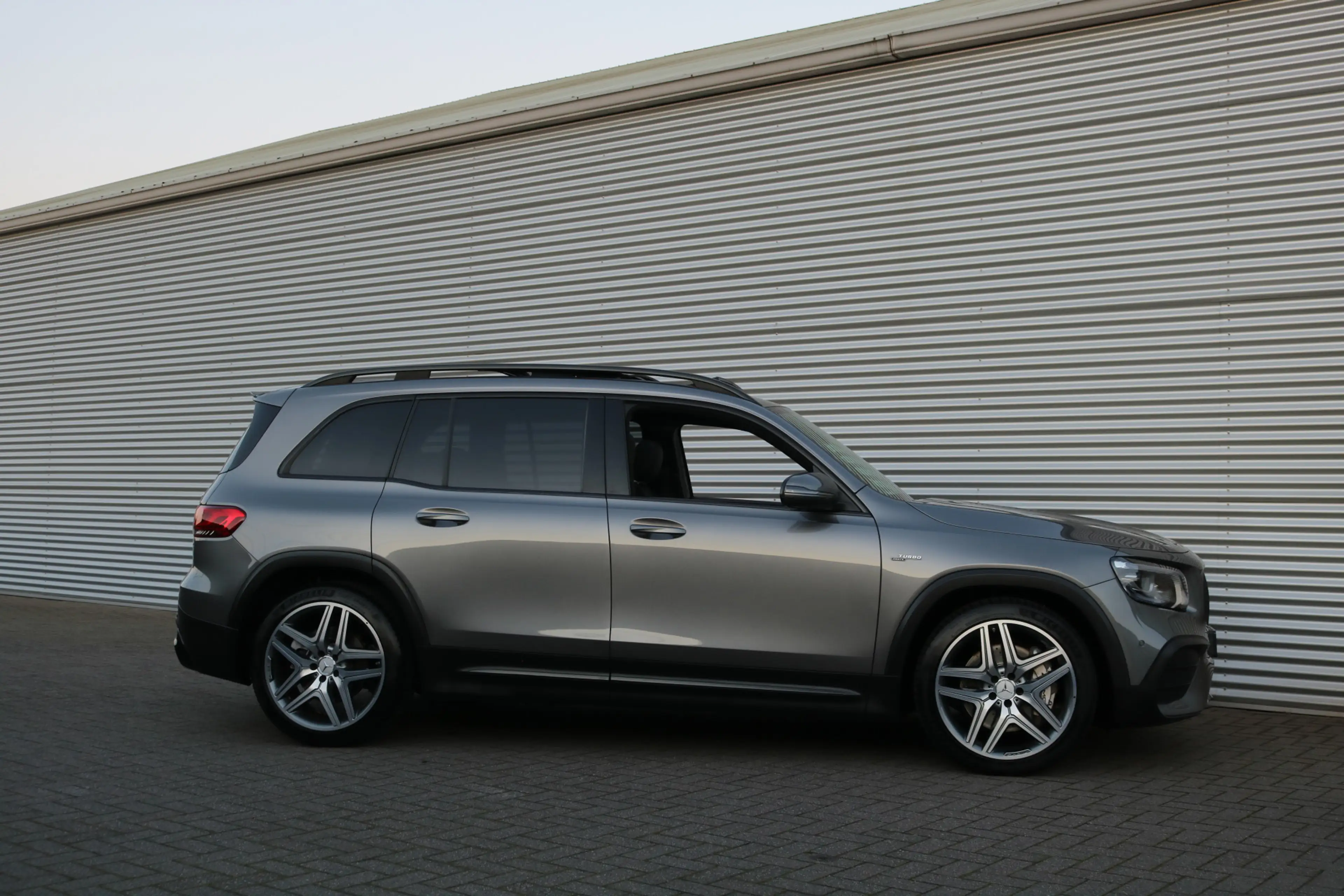 Mercedes-Benz GLB 35 AMG GLB 4MATIC (Panoramadak Sportleder/Memory Widescre — photo 37