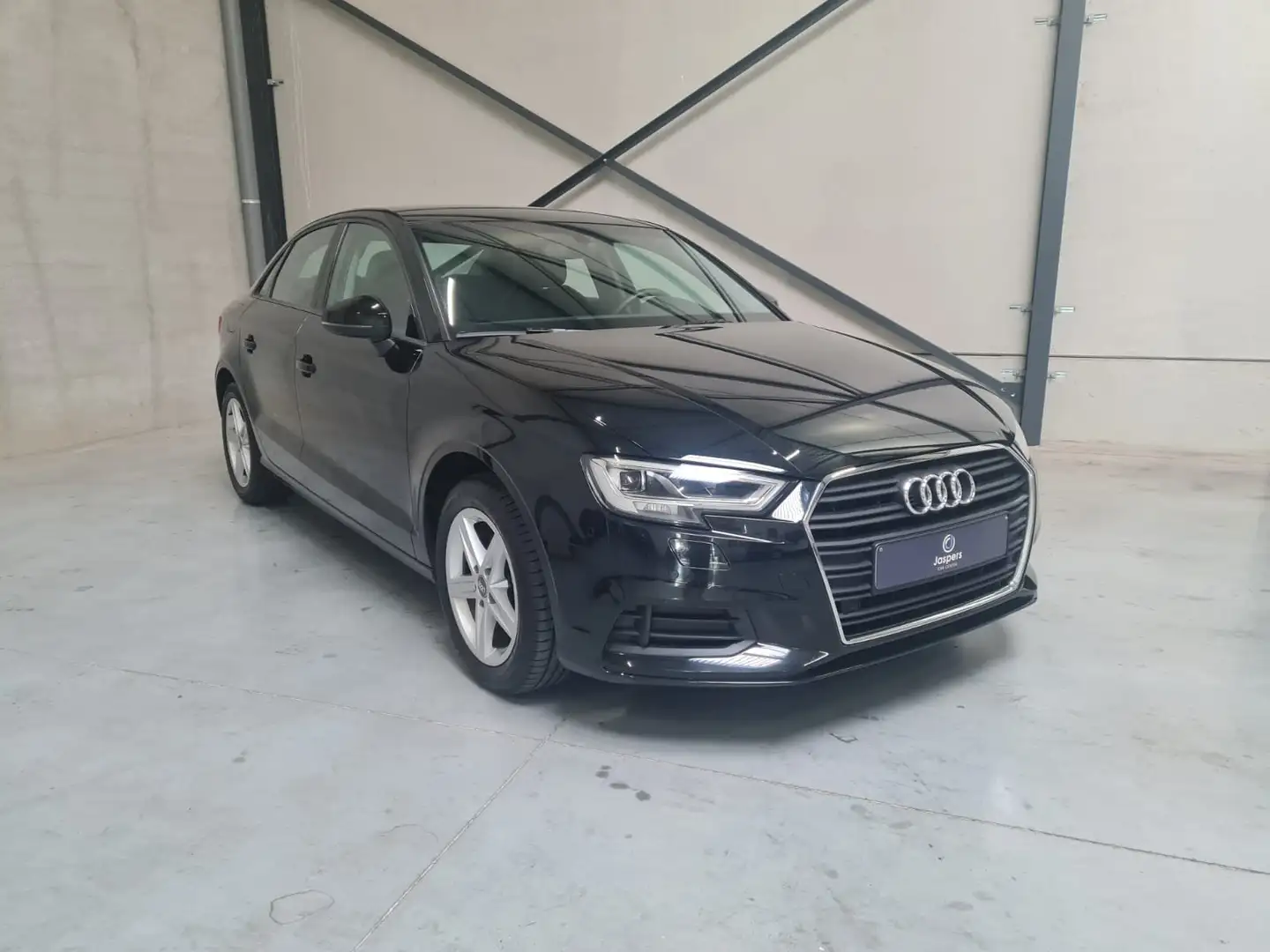 Audi A3 35 TFSI Limousine S tronic Zwart - 2