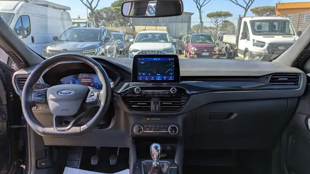Ford Kuga view 5