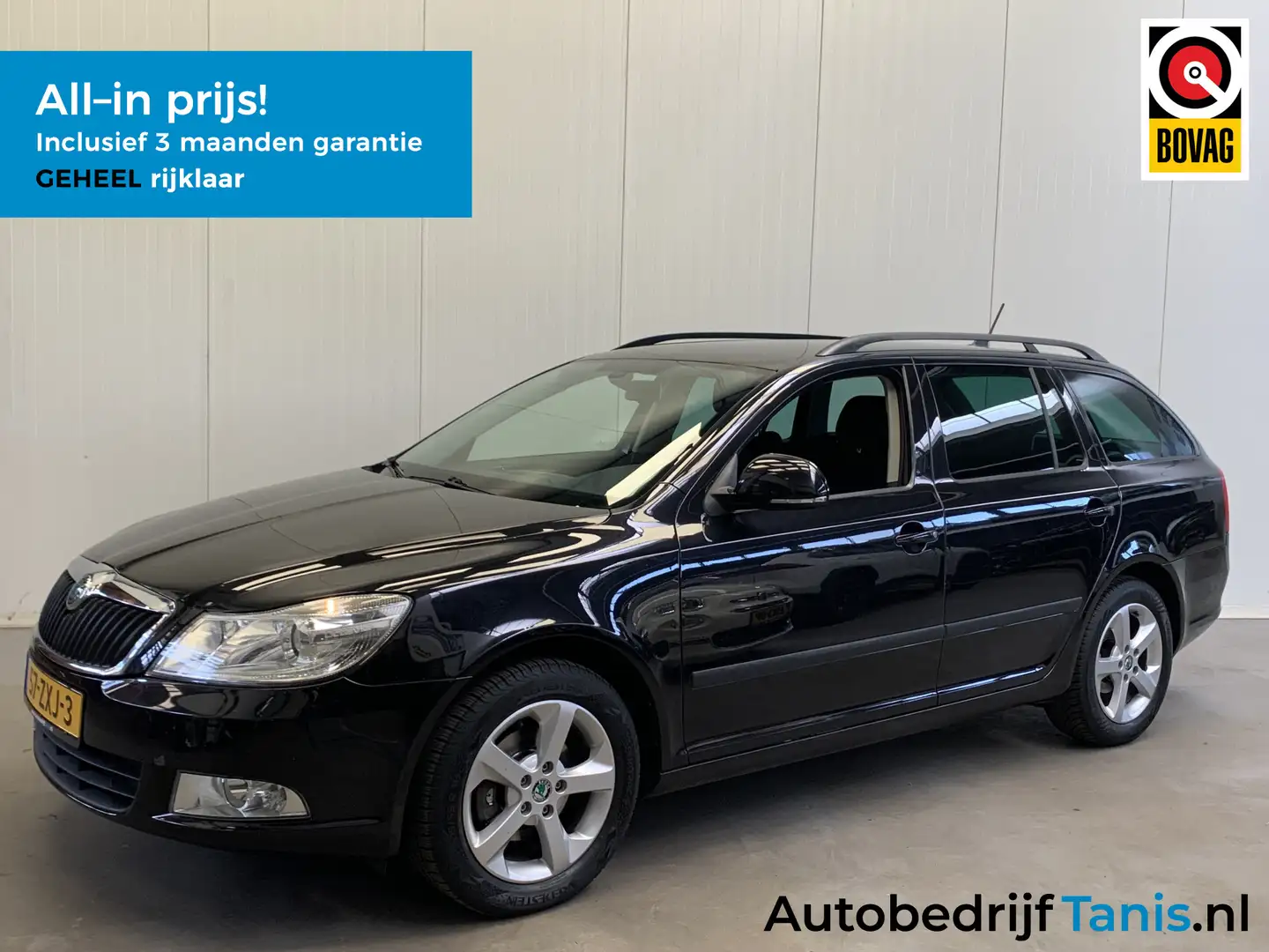 Skoda Octavia Combi 1.2 TSI Arctic NAVIGATIE-PDC-AIRCO/ECC-TREKH Zwart - 1