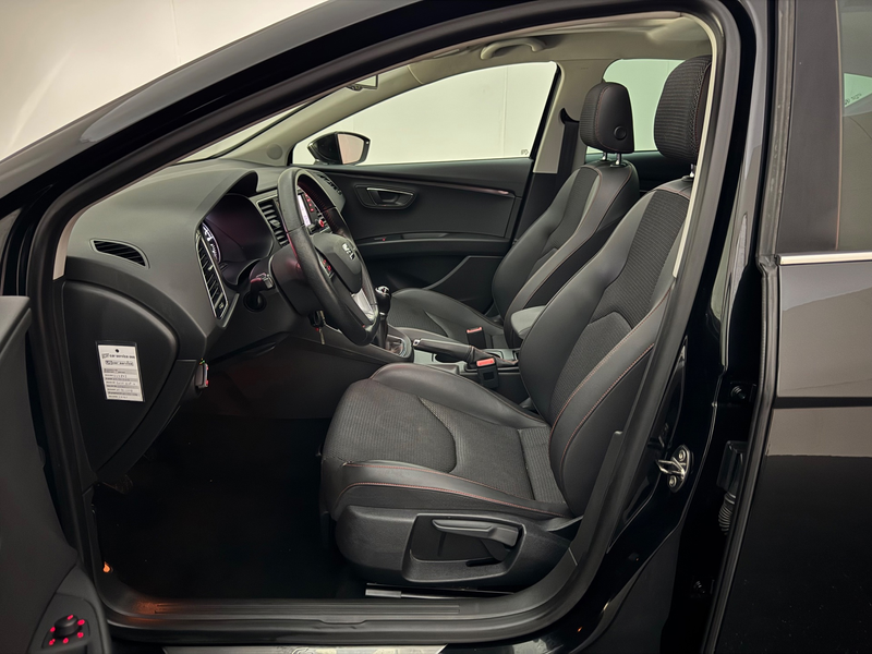 SEAT Leon 1.4 TSI FR Panorama dak — photo 11