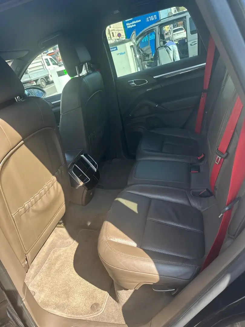 Porsche Cayenne II 3,0 Diesel Aut. 22"Lombartho Felgen - 2