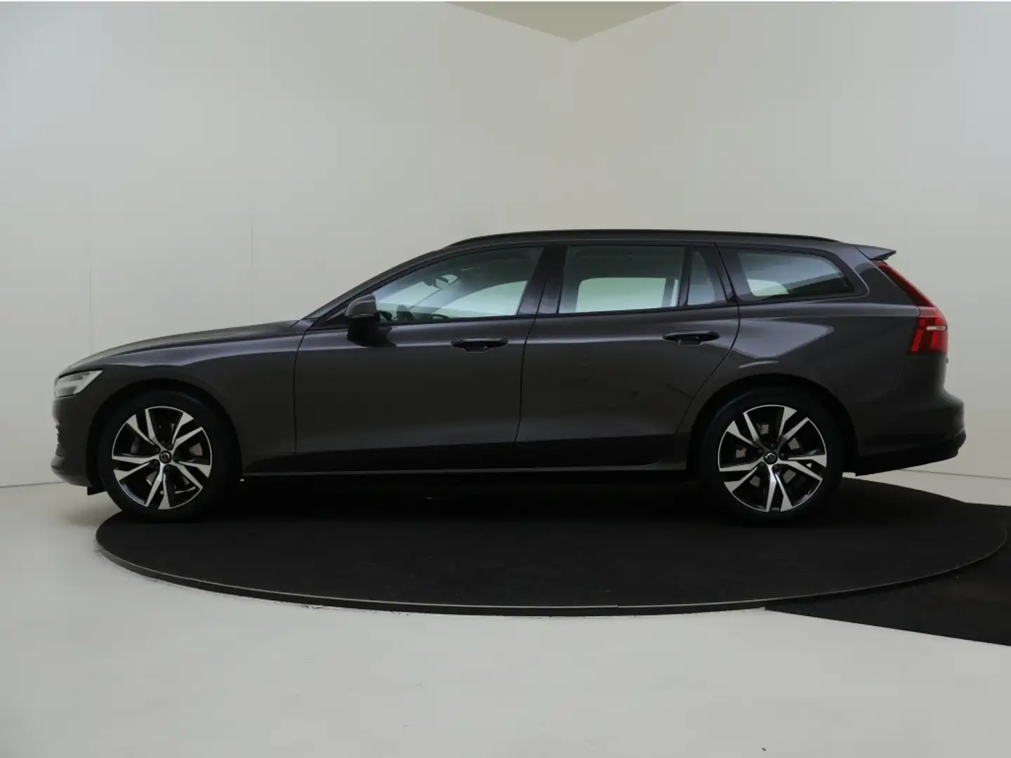 Volvo V60 2.0 B3 Essential | Climate | Driver Assist | Gris - 2