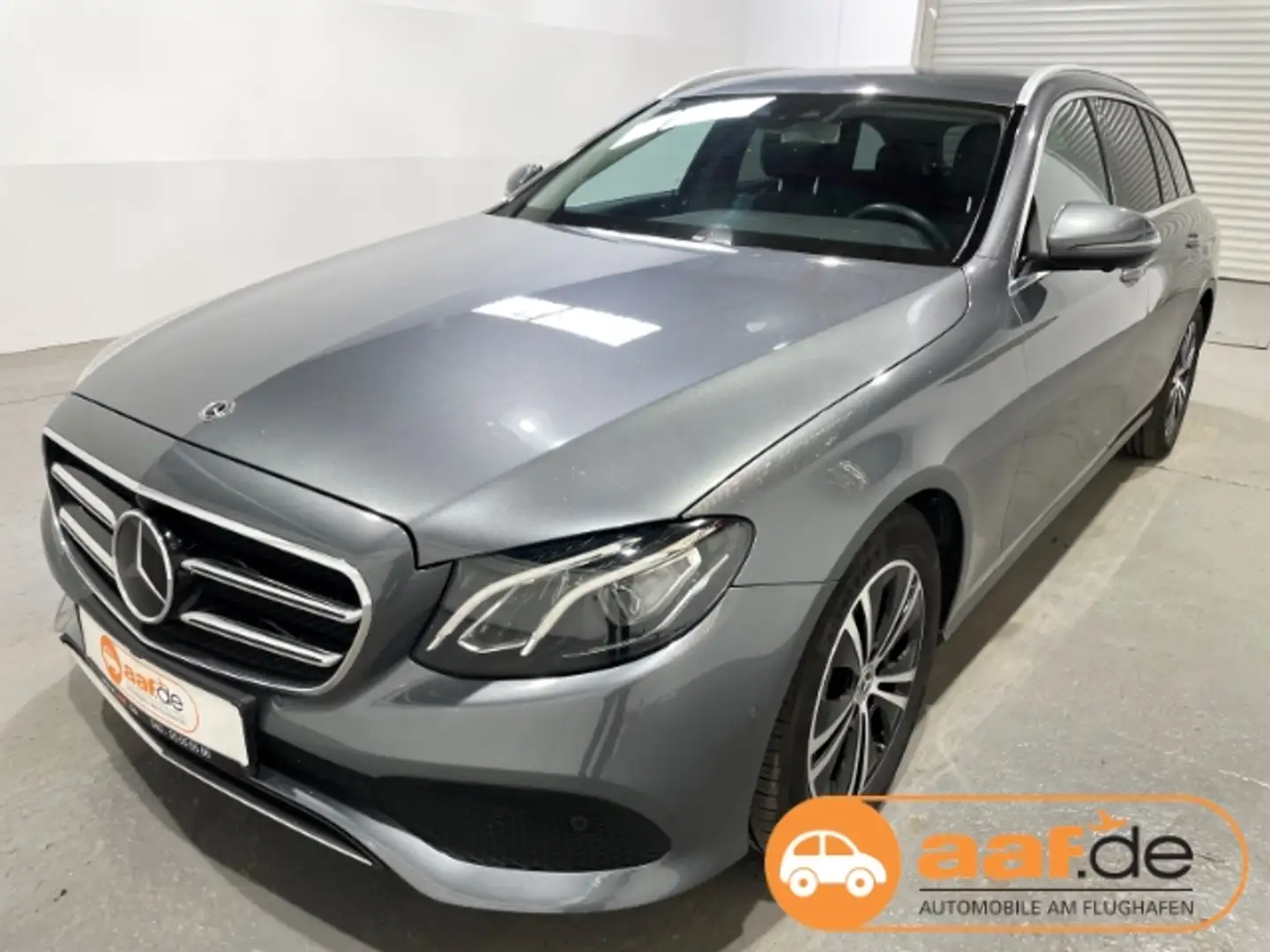 Mercedes-Benz E 300 T d Avantgarde Automatik EU6d-T Leder Burmester Grau - 1