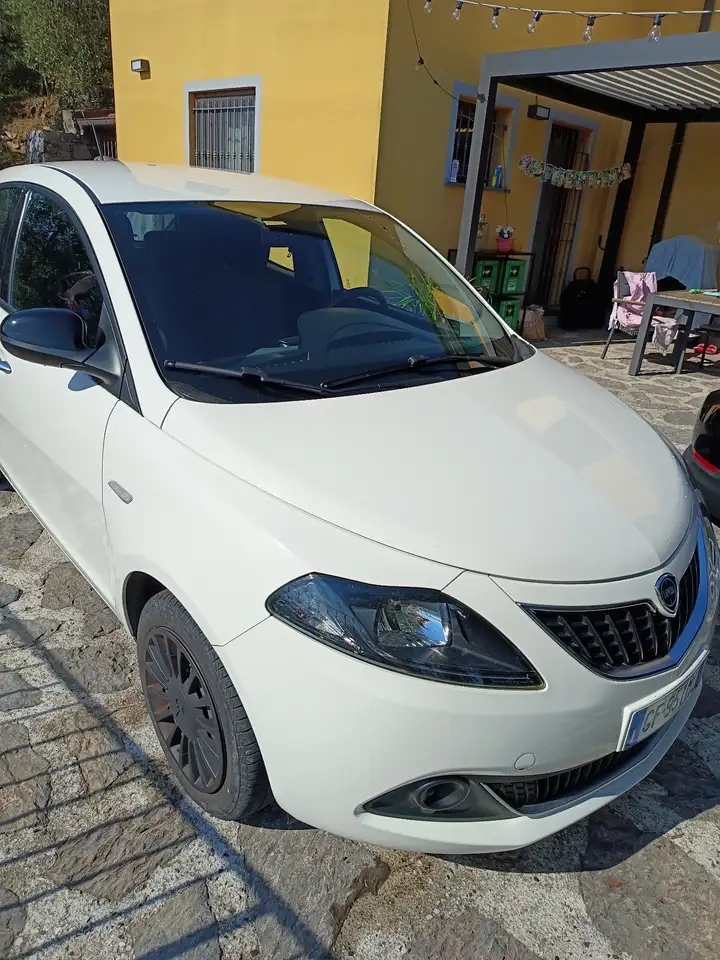 Lancia Ypsilon 2021