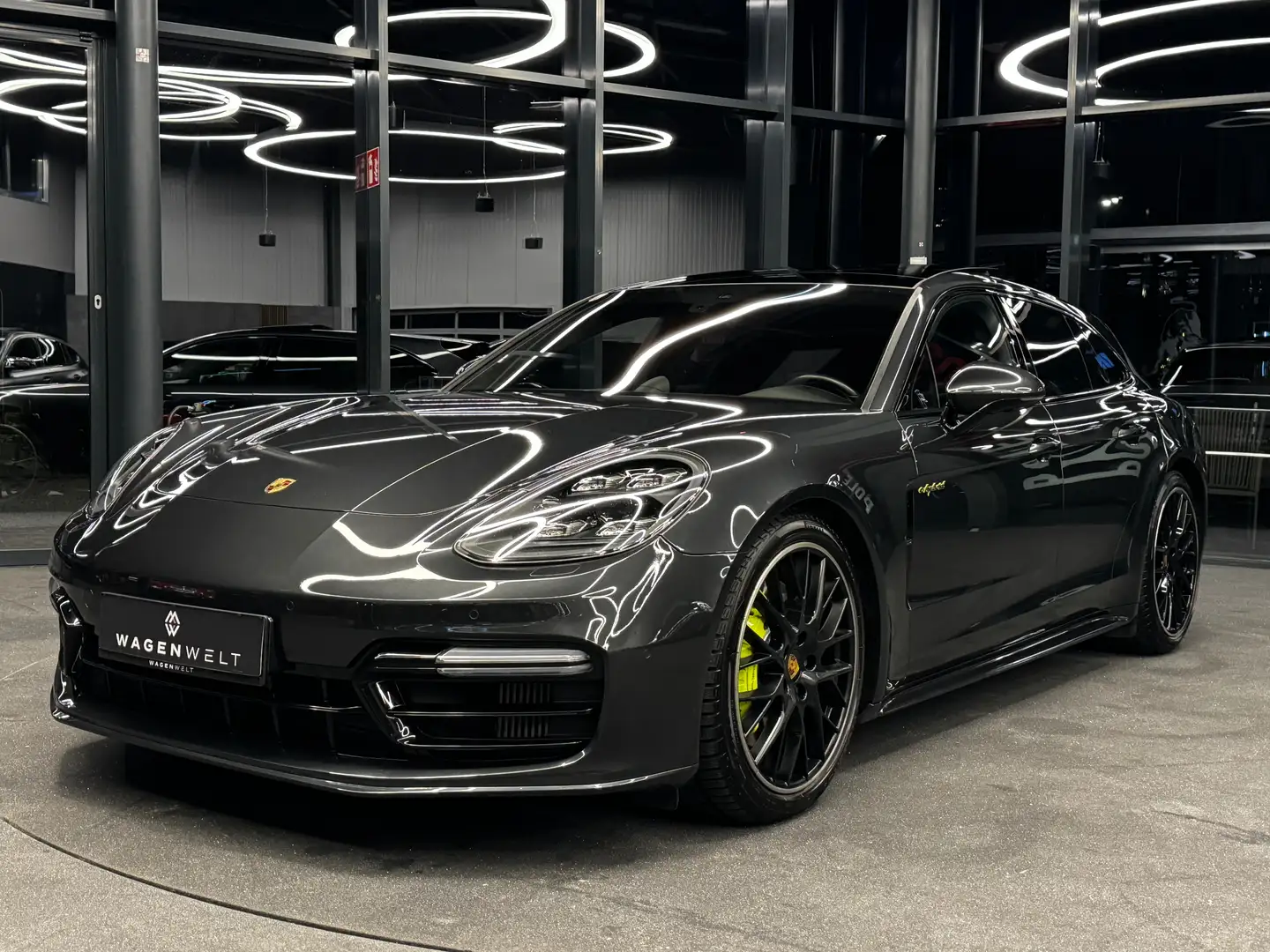 Porsche Panamera 4 E-Hybrid Sport Turismo, APPROVED GARANTIE Grau - 1
