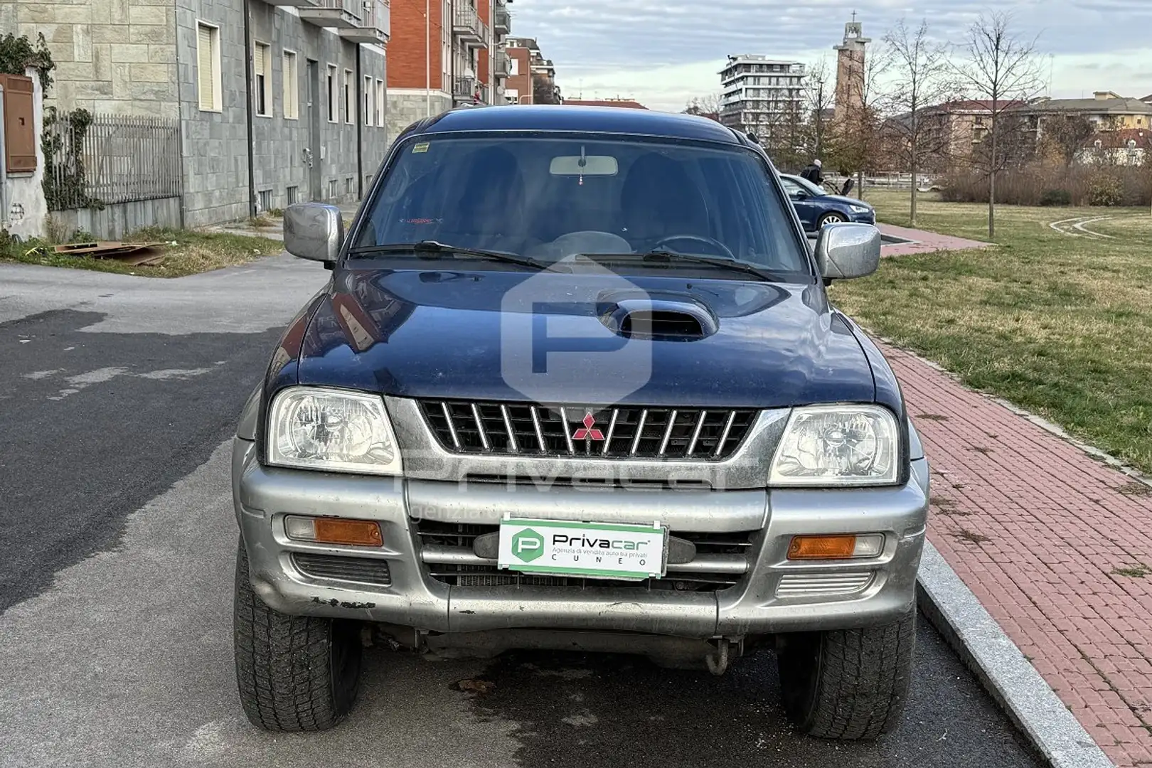 Mitsubishi L200 L200 2.5 TDI 4WD Double Cab Pick-up GLS Argent - 2